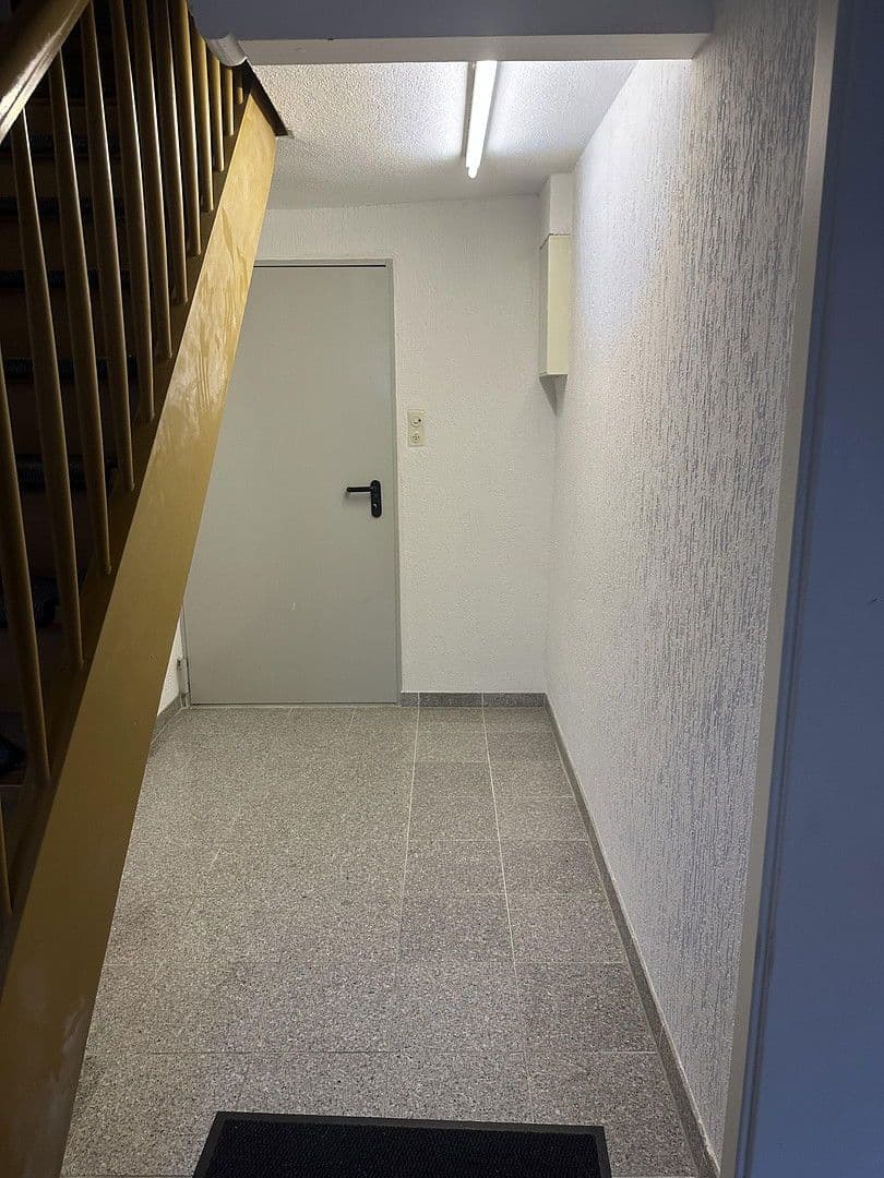 Prenájom domu 128 m², pozemek 71 m², Stuttgart, Bádensko-Wurttembersko Prenájom domu 128 m², pozemek 71 m², Stuttgart, Bádensko-Wurttembersko