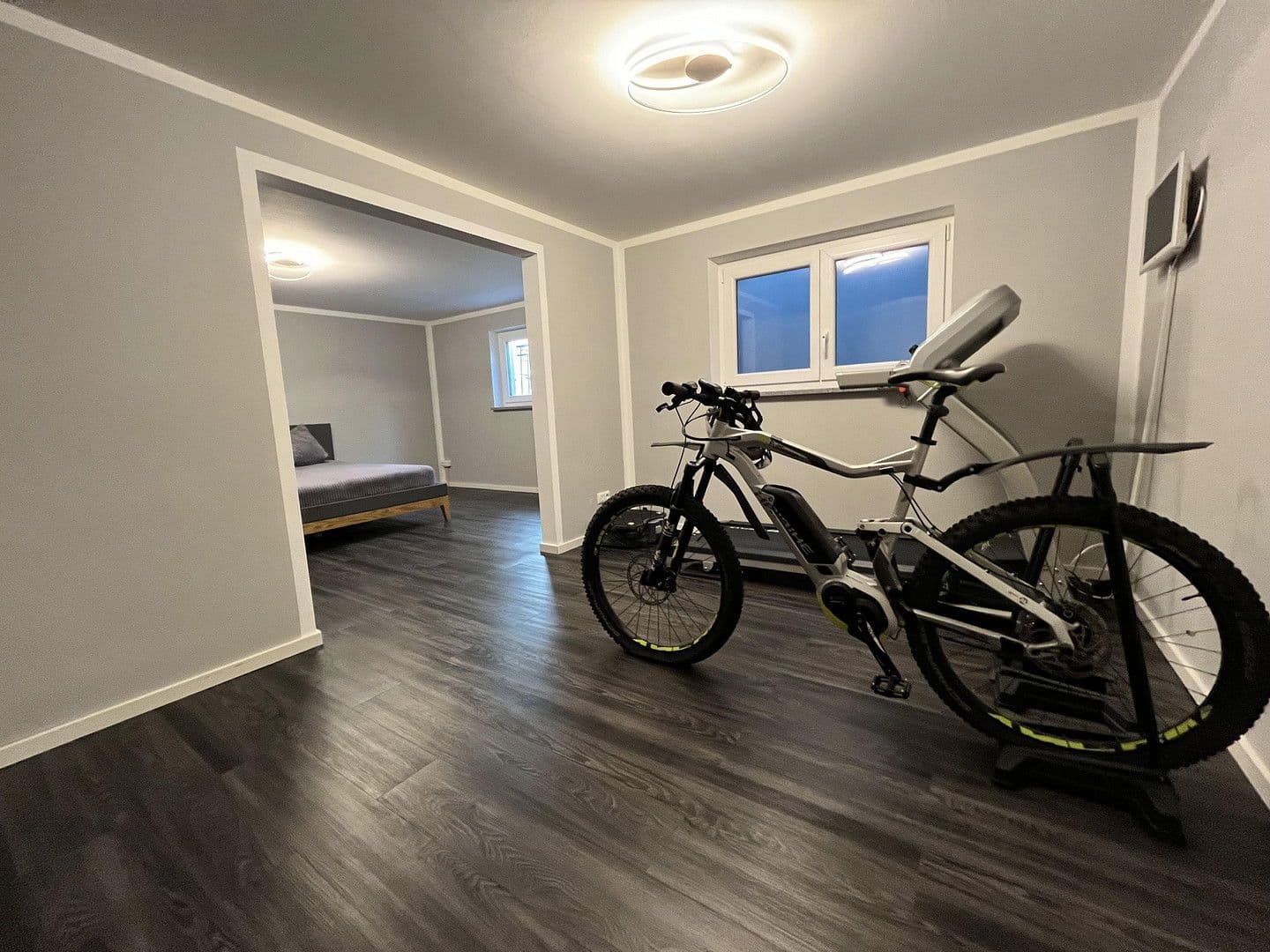 Predaj domu 165 m², pozemek 380 m², Ringstraße 7, Brunnthal, Bavorsko Predaj domu 165 m², pozemek 380 m², Ringstraße 7, Brunnthal, Bavorsko