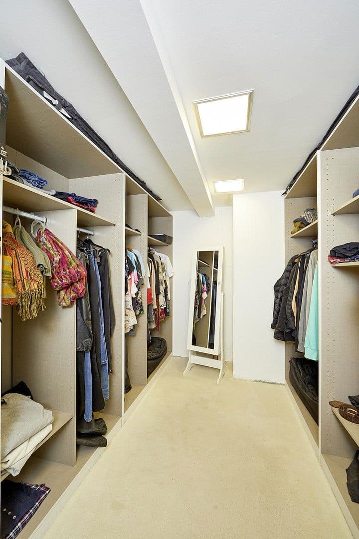 Predaj domu 306 m², pozemek 452 m², Bad Ditzenbach, Bádensko-Wurttembersko Predaj domu 306 m², pozemek 452 m², Bad Ditzenbach, Bádensko-Wurttembersko