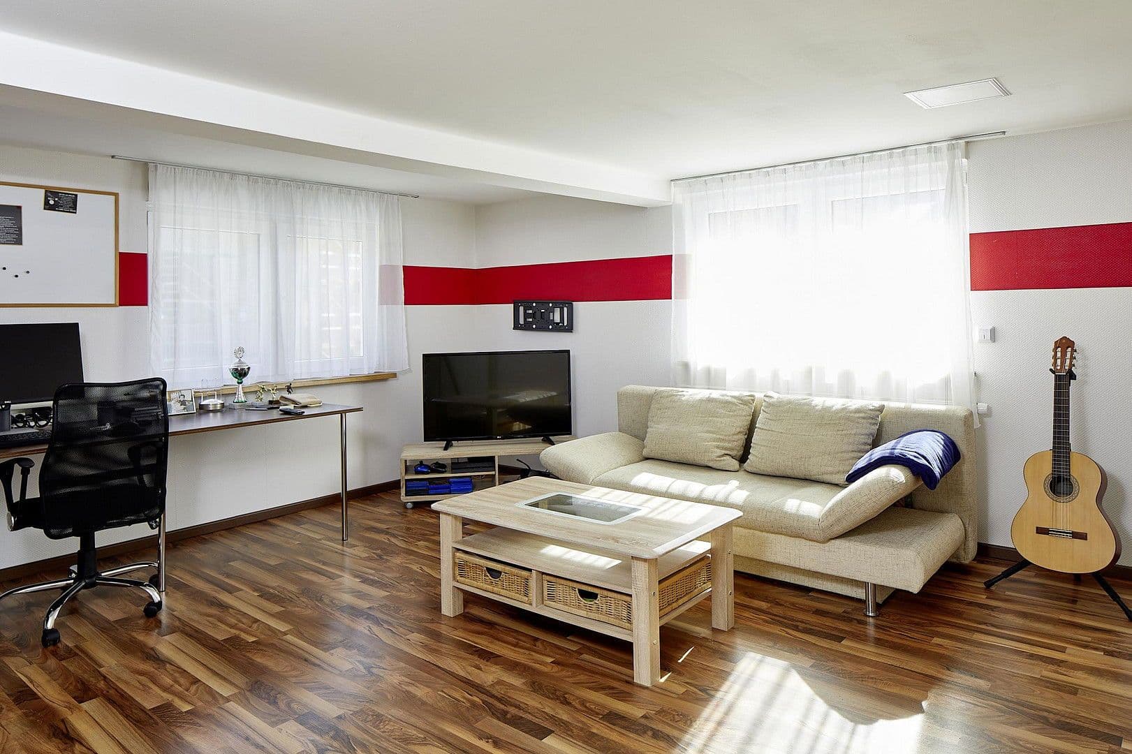 Predaj domu 306 m², pozemek 452 m², Bad Ditzenbach, Bádensko-Wurttembersko Predaj domu 306 m², pozemek 452 m², Bad Ditzenbach, Bádensko-Wurttembersko