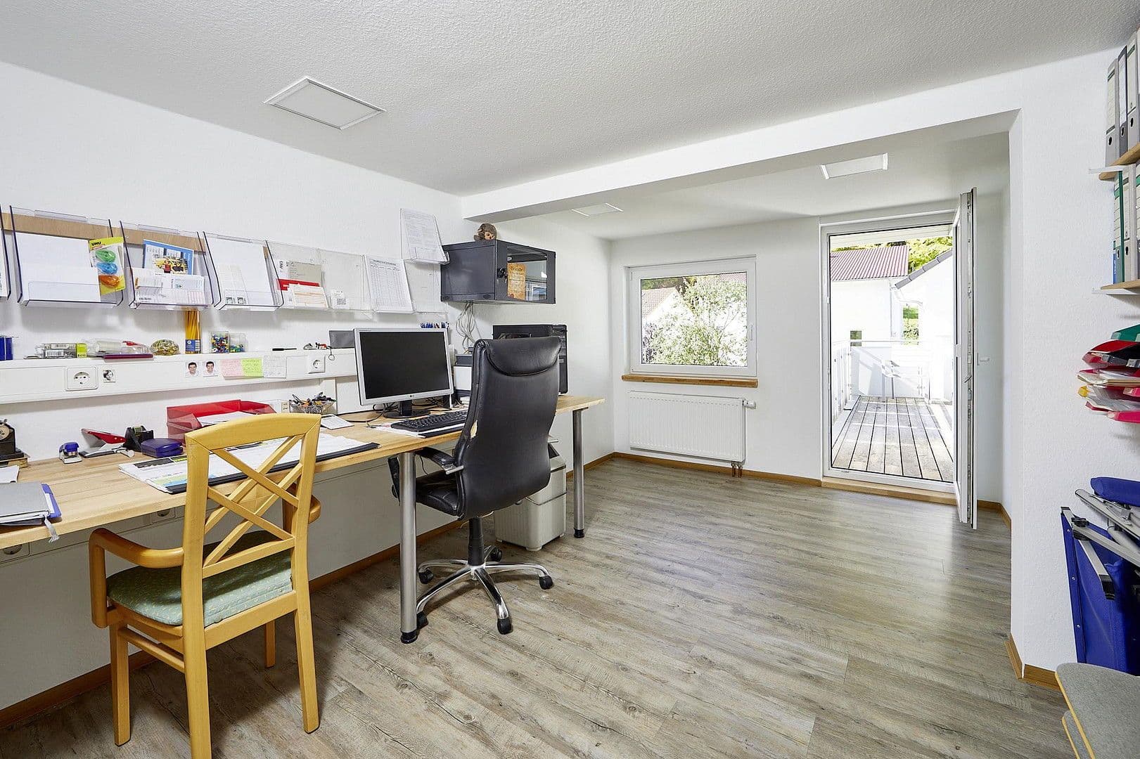 Predaj domu 306 m², pozemek 452 m², Bad Ditzenbach, Bádensko-Wurttembersko Predaj domu 306 m², pozemek 452 m², Bad Ditzenbach, Bádensko-Wurttembersko