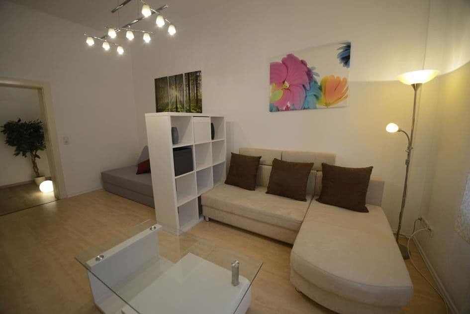 Prenájom bytu 1-izbový 55 m², Graf-Adolf-Str. 11, Wuppertal, Severné Porýnie - Westfálsko Prenájom bytu 1-izbový 55 m², Graf-Adolf-Str. 11, Wuppertal, Severné Porýnie - Westfálsko