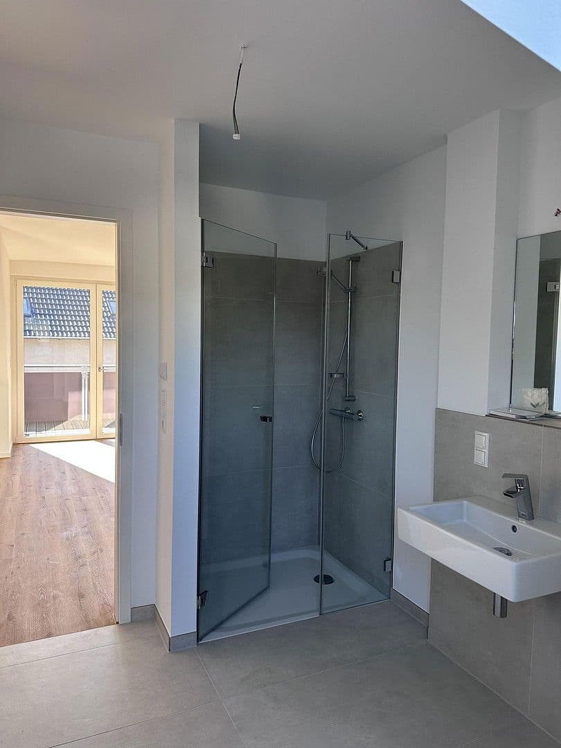 Prenájom bytu 3-izbový 98 m², Schlossstraße 63, Andernach, Porýnie-Falcko Prenájom bytu 3-izbový 98 m², Schlossstraße 63, Andernach, Porýnie-Falcko