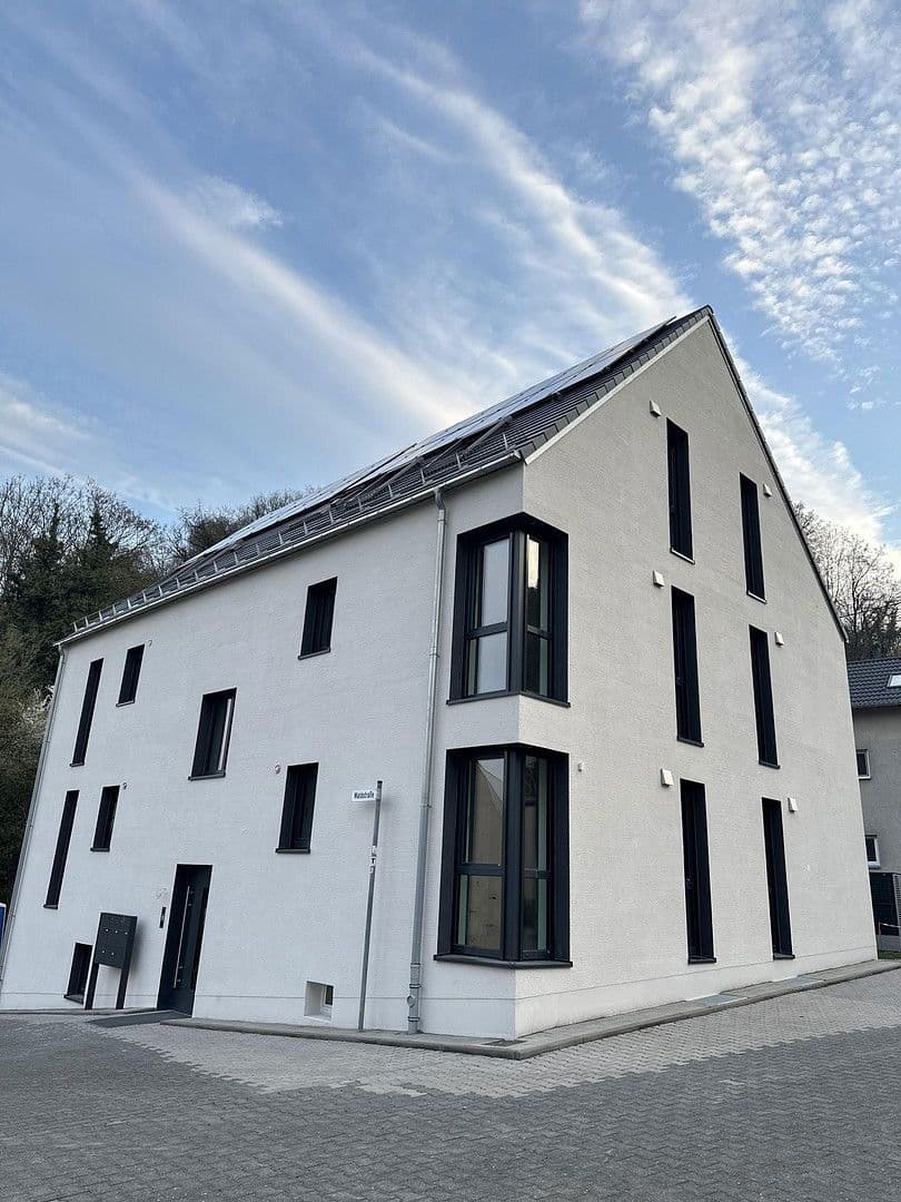 Prenájom bytu 3-izbový 98 m², Schlossstraße 63, Andernach, Porýnie-Falcko Prenájom bytu 3-izbový 98 m², Schlossstraße 63, Andernach, Porýnie-Falcko