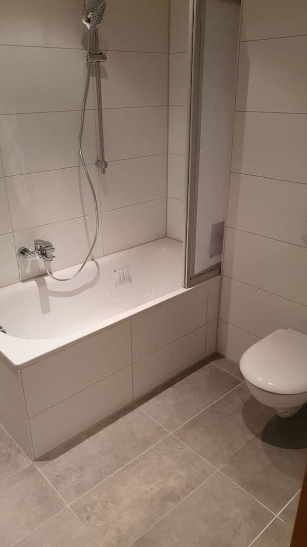 Prenájom bytu 2-izbový 58 m², Erfurt, Durínsko Prenájom bytu 2-izbový 58 m², Erfurt, Durínsko