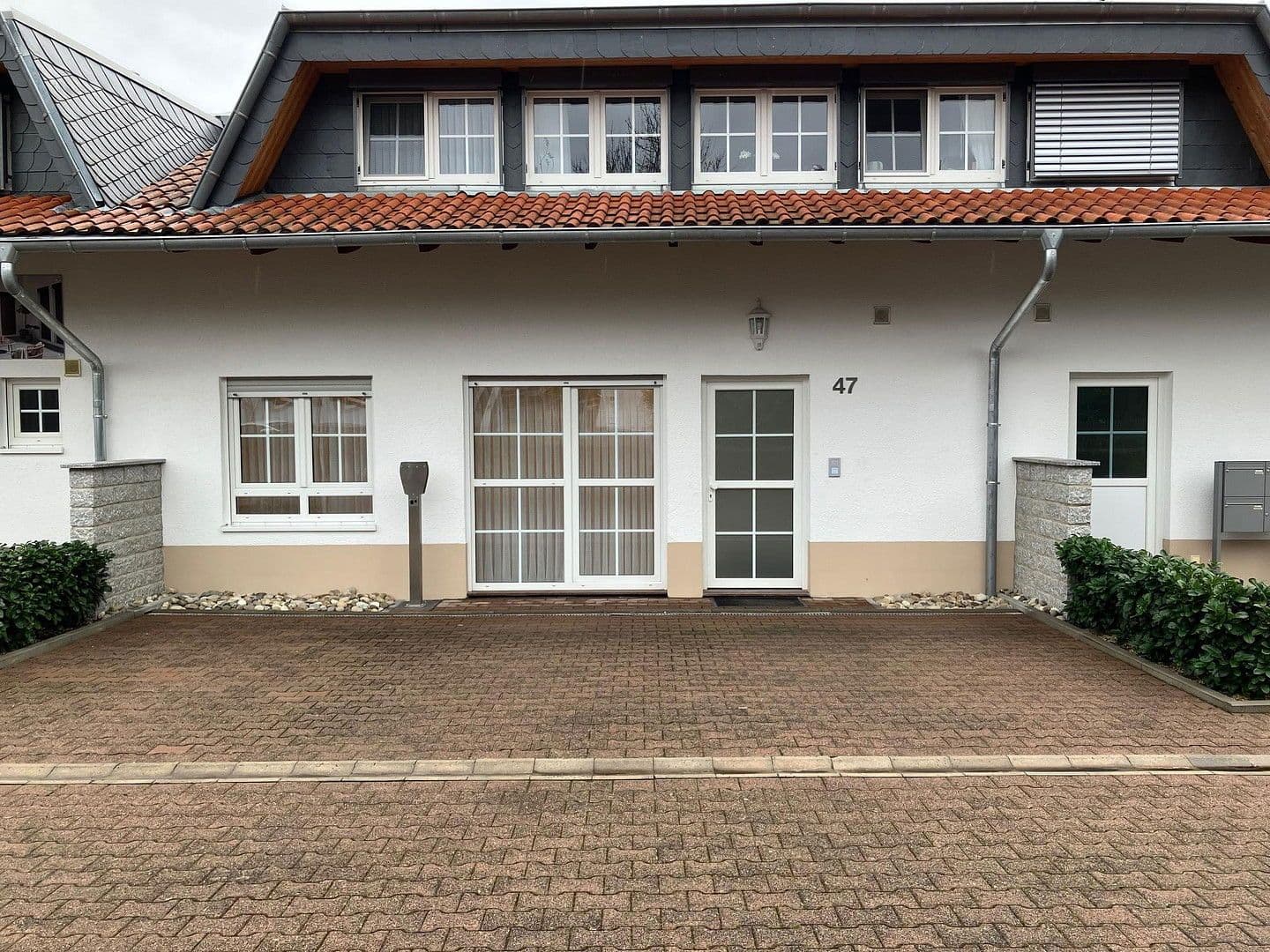 Prenájom bytu 2-izbový 85 m², Bahnhofstraße 47, Groß-Bieberau, Hesensko Prenájom bytu 2-izbový 85 m², Bahnhofstraße 47, Groß-Bieberau, Hesensko