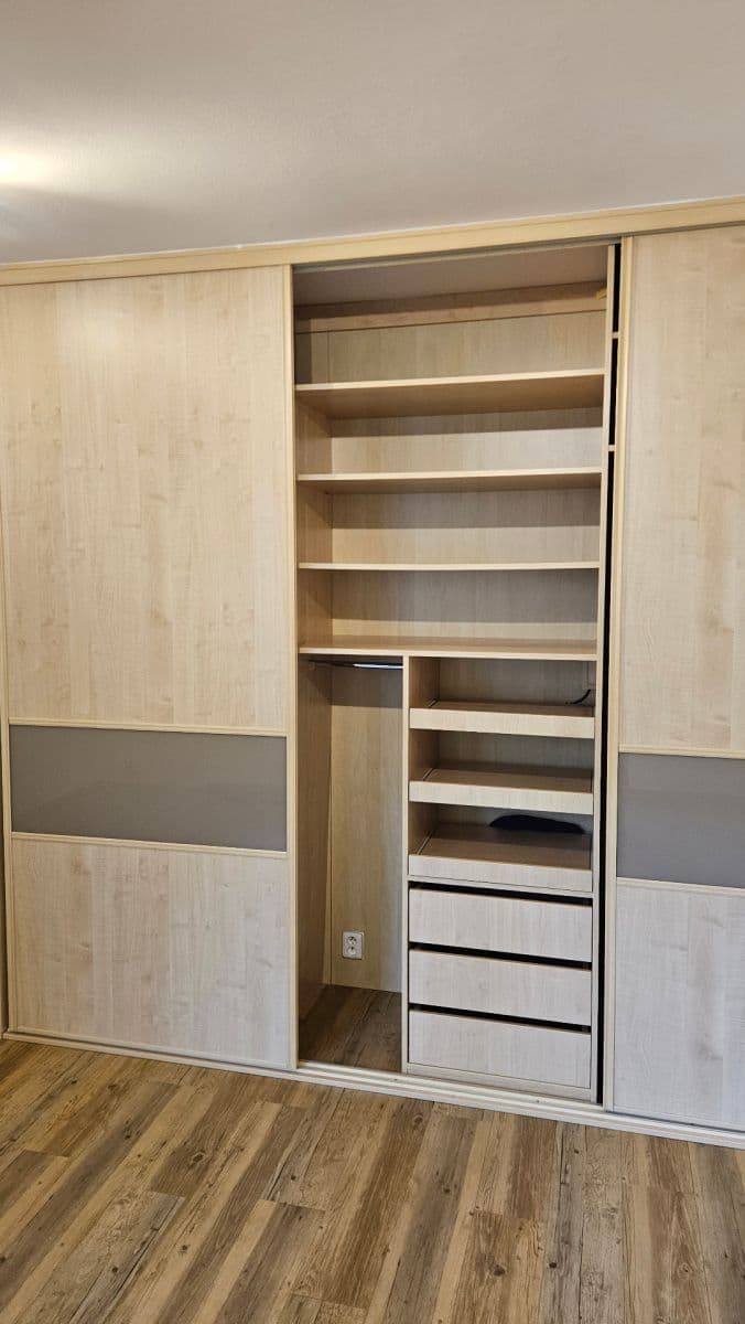 Prenájom bytu 3-izbový 92 m², Hakenova, Praha, Praha Prenájom bytu 3-izbový 92 m², Hakenova, Praha, Praha