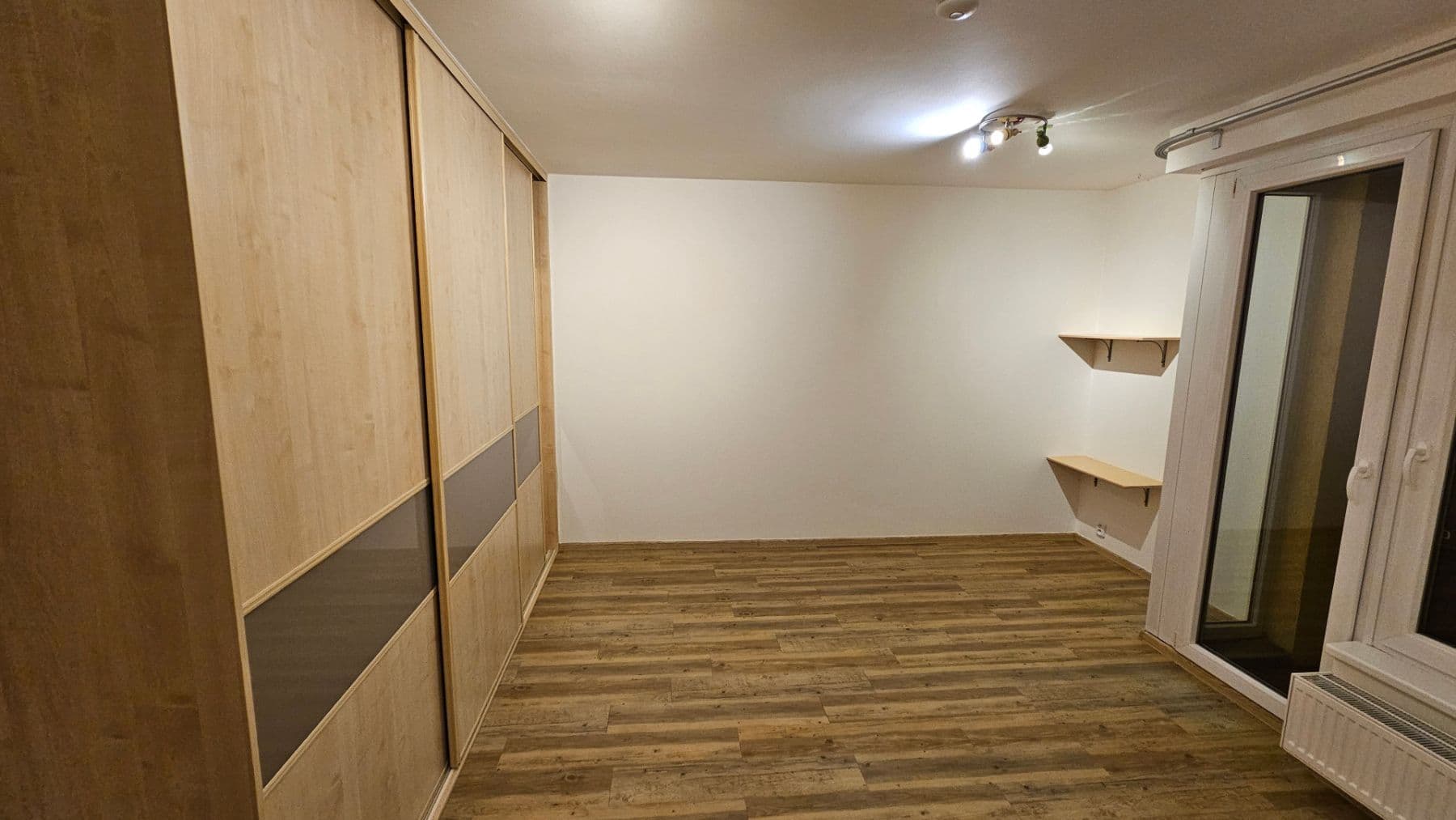 Prenájom bytu 3-izbový 92 m², Hakenova, Praha, Praha Prenájom bytu 3-izbový 92 m², Hakenova, Praha, Praha