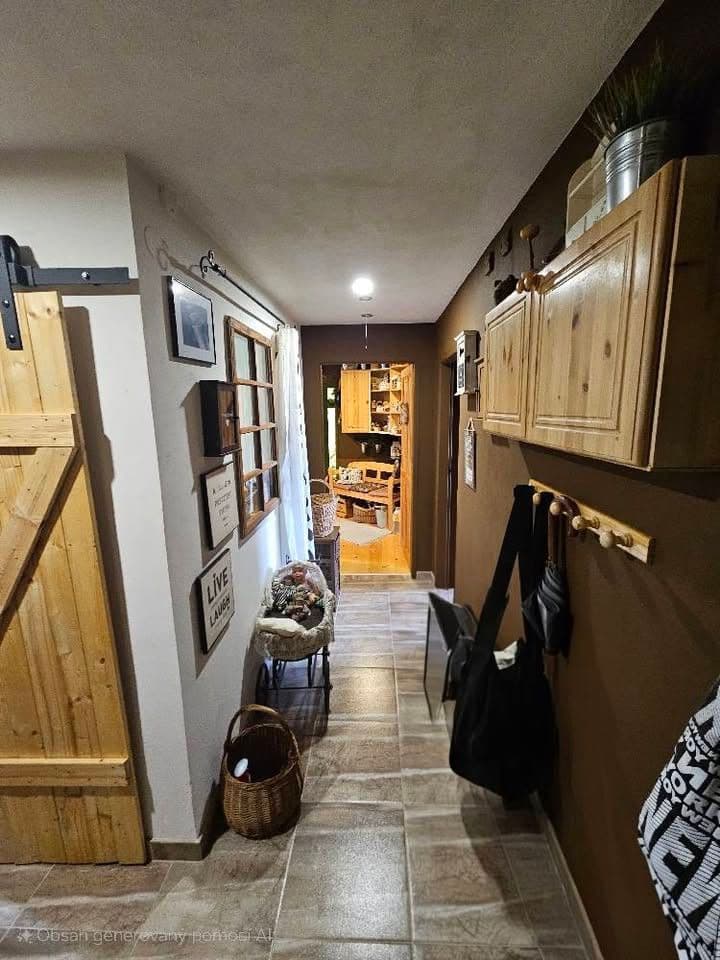 Prenájom bytu 4-izbový 92 m², Radniční, Oloví, Karlovarský kraj Prenájom bytu 4-izbový 92 m², Radniční, Oloví, Karlovarský kraj