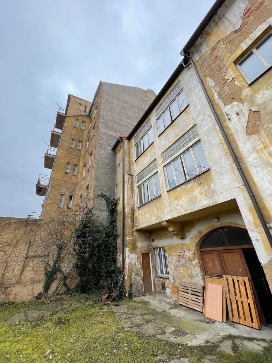 Predaj domu 320 m², pozemek 306 m², Resslova, Plzeň, Plzeňský kraj Predaj domu 320 m², pozemek 306 m², Resslova, Plzeň, Plzeňský kraj