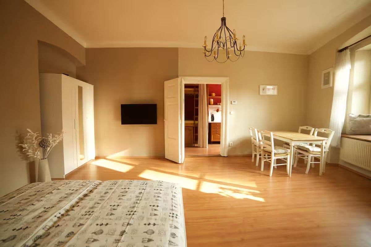 Prenájom bytu 1-izbový 39 m², Anežská, Praha, Praha Prenájom bytu 1-izbový 39 m², Anežská, Praha, Praha