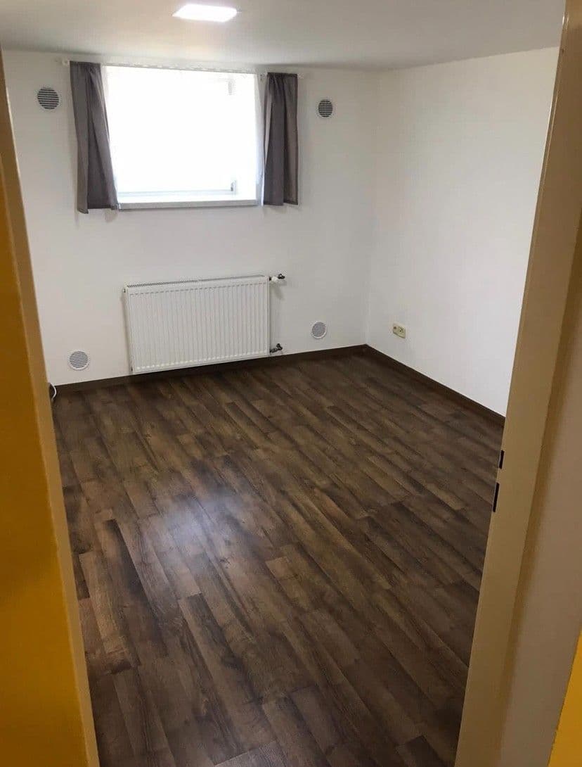 Prenájom bytu 2-izbový 51 m², Presslova, Ústí nad Labem, Ústecký kraj Prenájom bytu 2-izbový 51 m², Presslova, Ústí nad Labem, Ústecký kraj