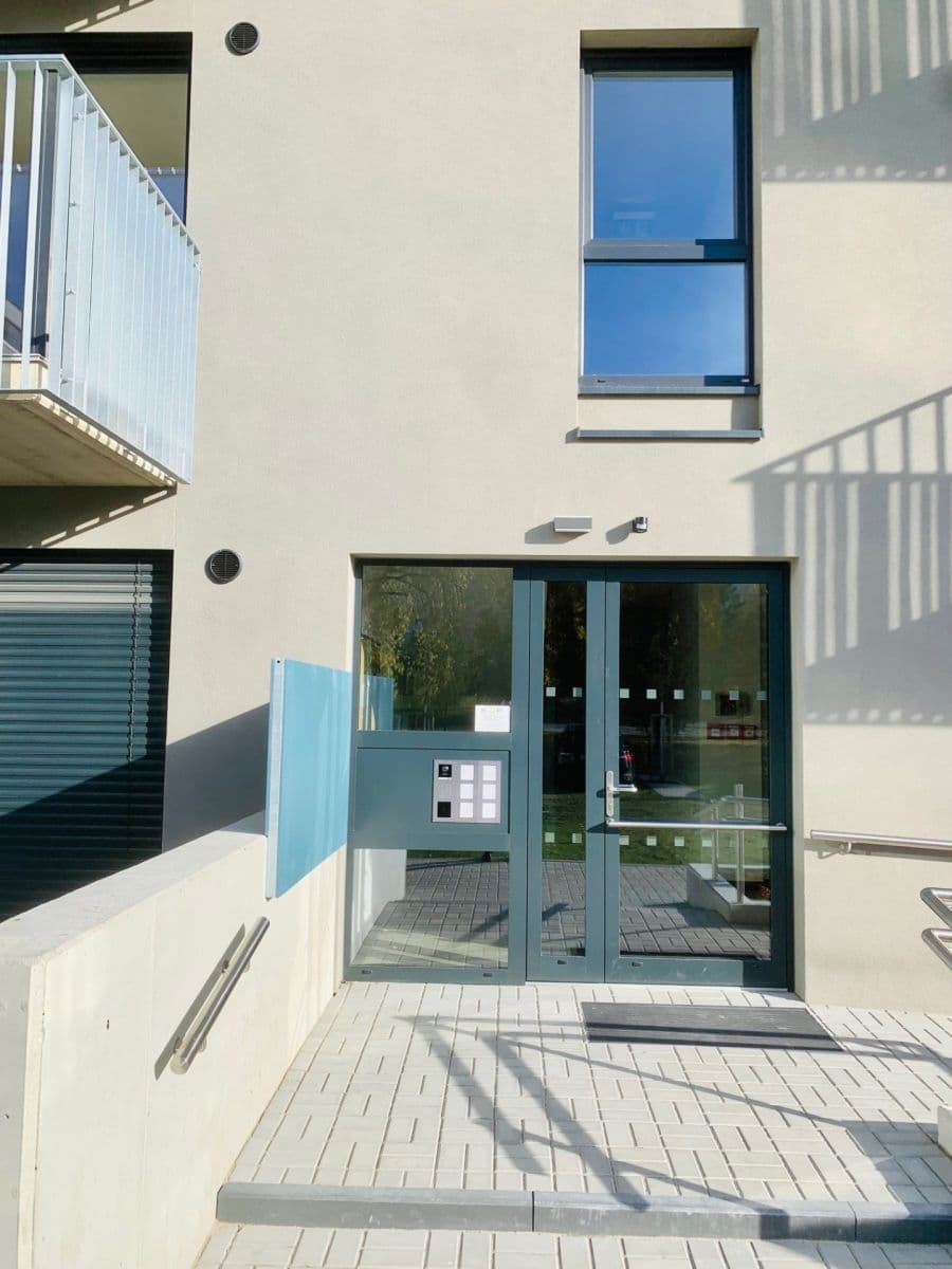 Prenájom bytu 1-izbový 35 m², Jurkovičova, Praha, Praha Prenájom bytu 1-izbový 35 m², Jurkovičova, Praha, Praha