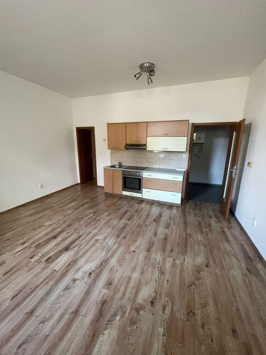 Prenájom bytu Garsoniéra 33 m², Masarykova, Milevsko, Jihočeský kraj Prenájom bytu Garsoniéra 33 m², Masarykova, Milevsko, Jihočeský kraj