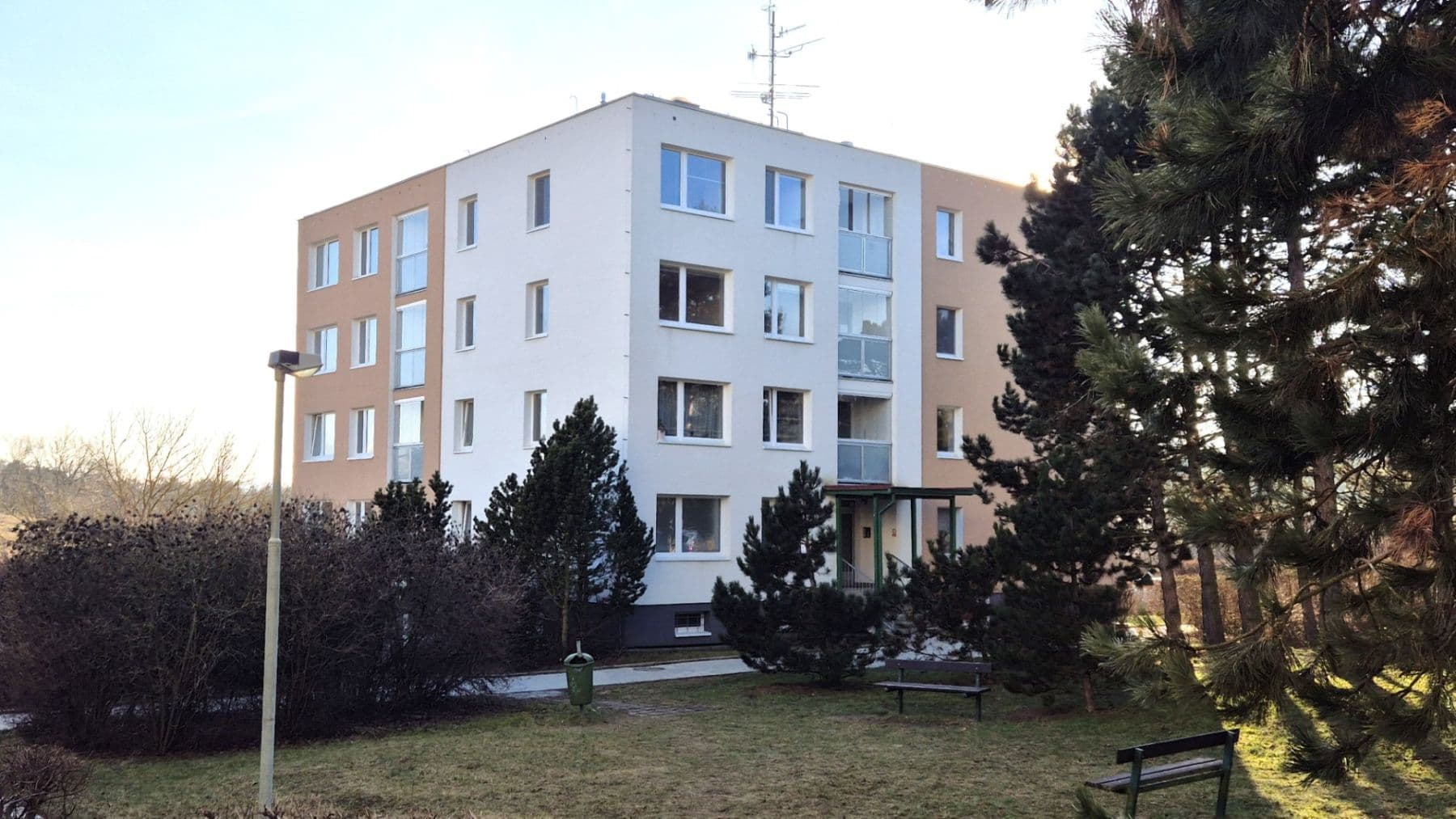 Prenájom bytu 3-izbový 72 m², K Lesu, Praha, Praha Prenájom bytu 3-izbový 72 m², K Lesu, Praha, Praha