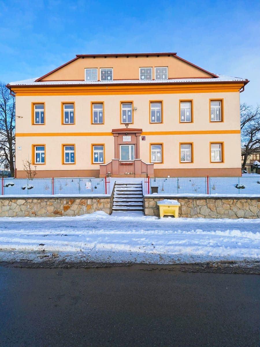 Predaj pozemku 928 m², Velká Jesenice, Královéhradecký kraj Predaj pozemku 928 m², Velká Jesenice, Královéhradecký kraj