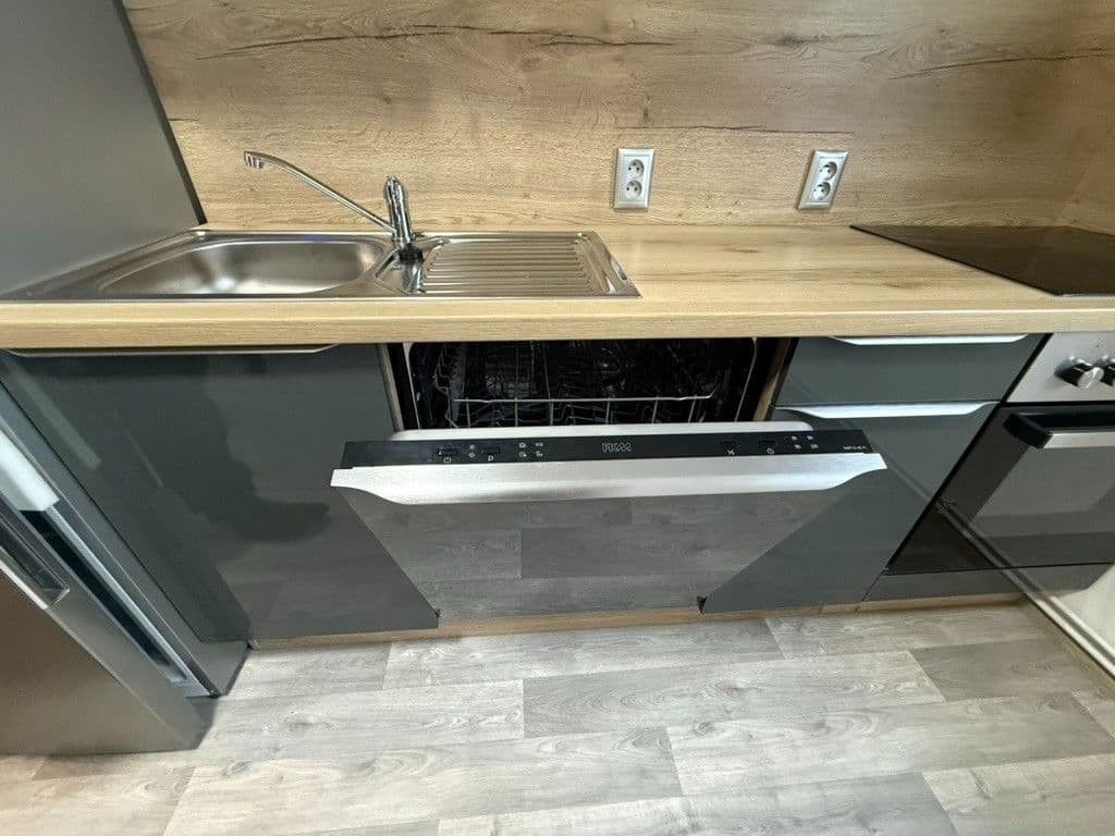 Prenájom bytu 1-izbový 37 m², Vestecká, Nehvizdy, Středočeský kraj Prenájom bytu 1-izbový 37 m², Vestecká, Nehvizdy, Středočeský kraj