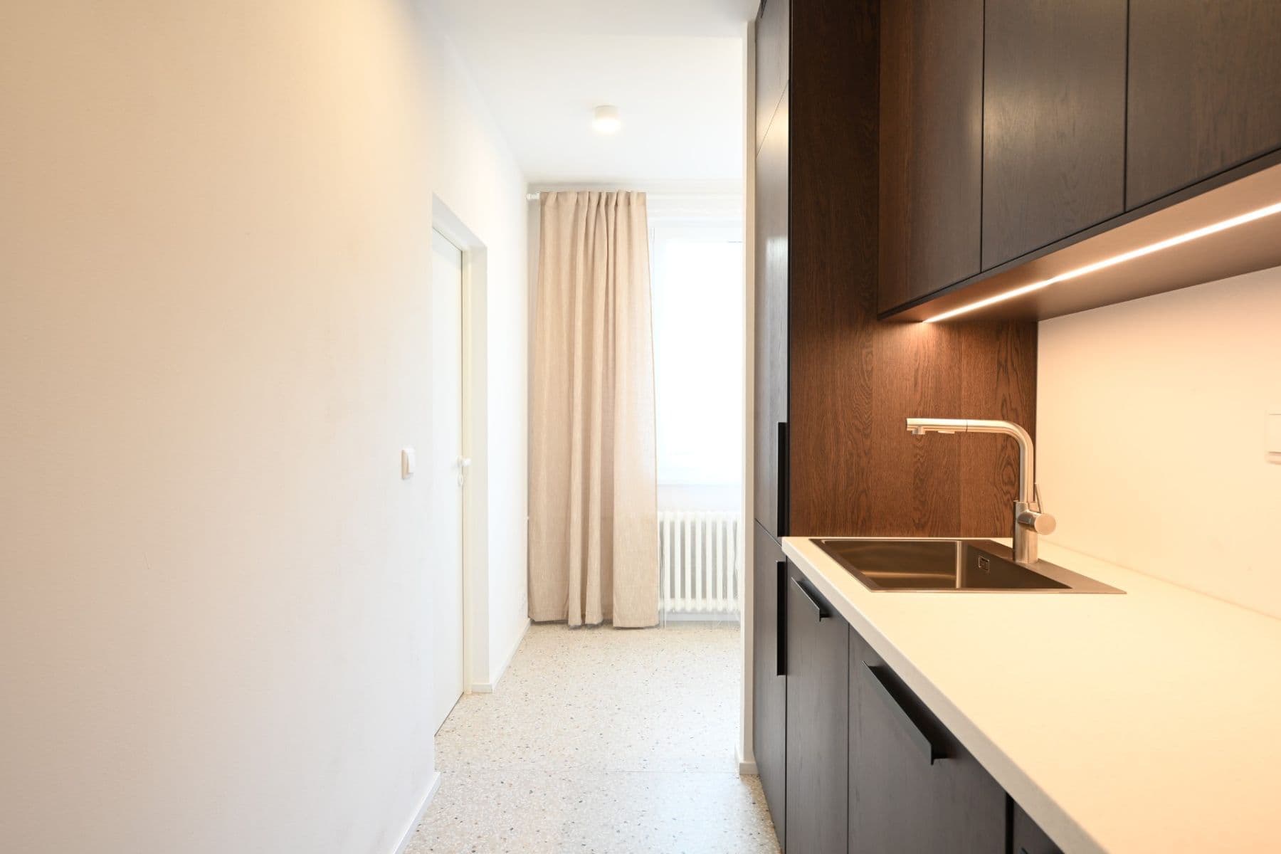 Predaj bytu 3-izbový 80 m², Nedašovská, Praha, Praha Predaj bytu 3-izbový 80 m², Nedašovská, Praha, Praha