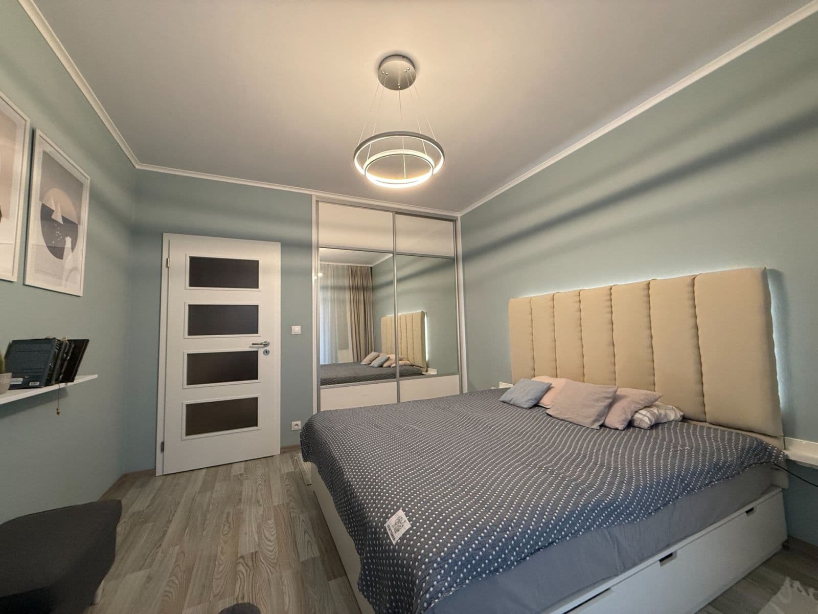 Prenájom bytu 2-izbový 52 m², Hlučkova, Praha, Praha Prenájom bytu 2-izbový 52 m², Hlučkova, Praha, Praha