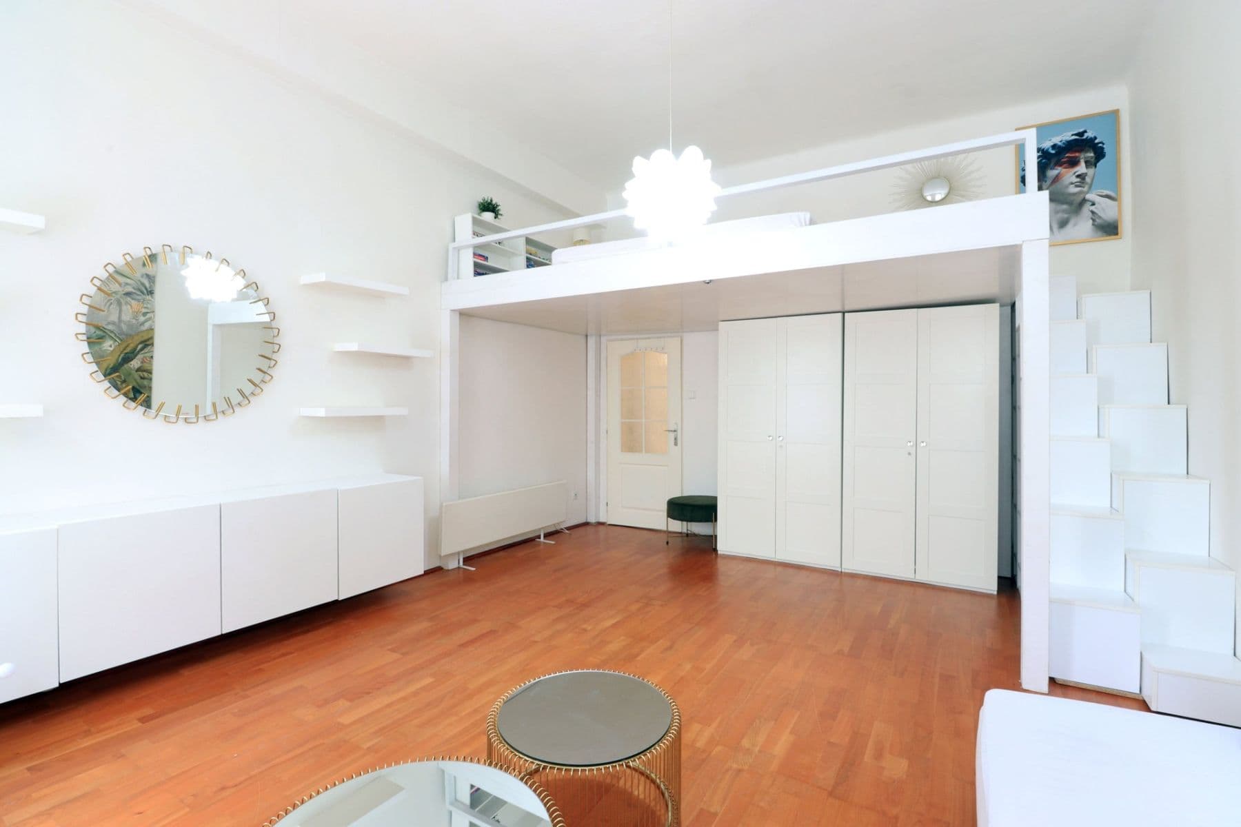 Prenájom bytu 1-izbový 36 m², Holečkova, Praha, Praha Prenájom bytu 1-izbový 36 m², Holečkova, Praha, Praha