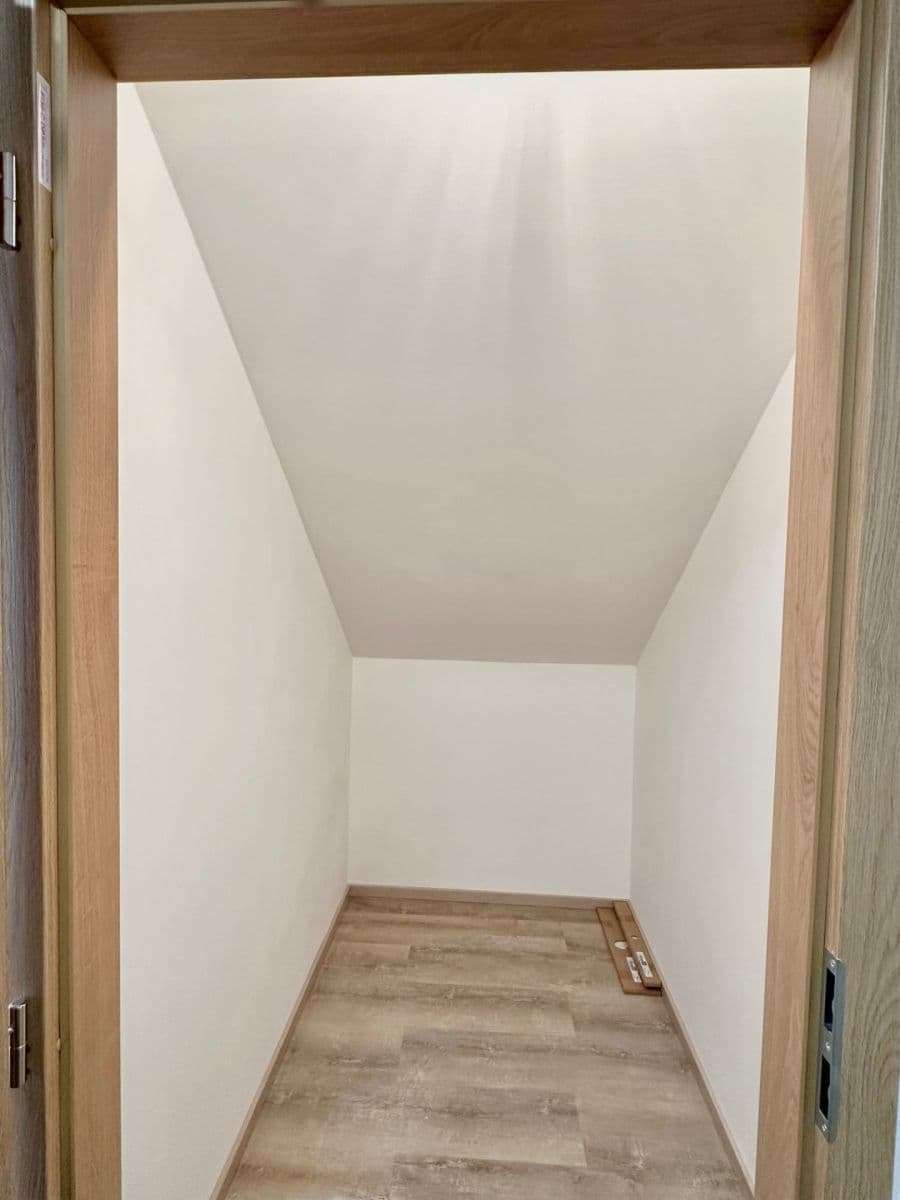 Prenájom bytu Garsoniéra 19 m², Sokolská, Praha, Praha Prenájom bytu Garsoniéra 19 m², Sokolská, Praha, Praha