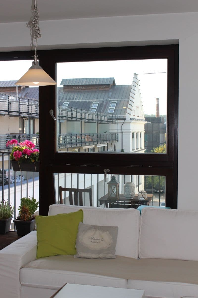 Prenájom bytu 2-izbový 69 m², U Uranie, Praha, Praha Prenájom bytu 2-izbový 69 m², U Uranie, Praha, Praha