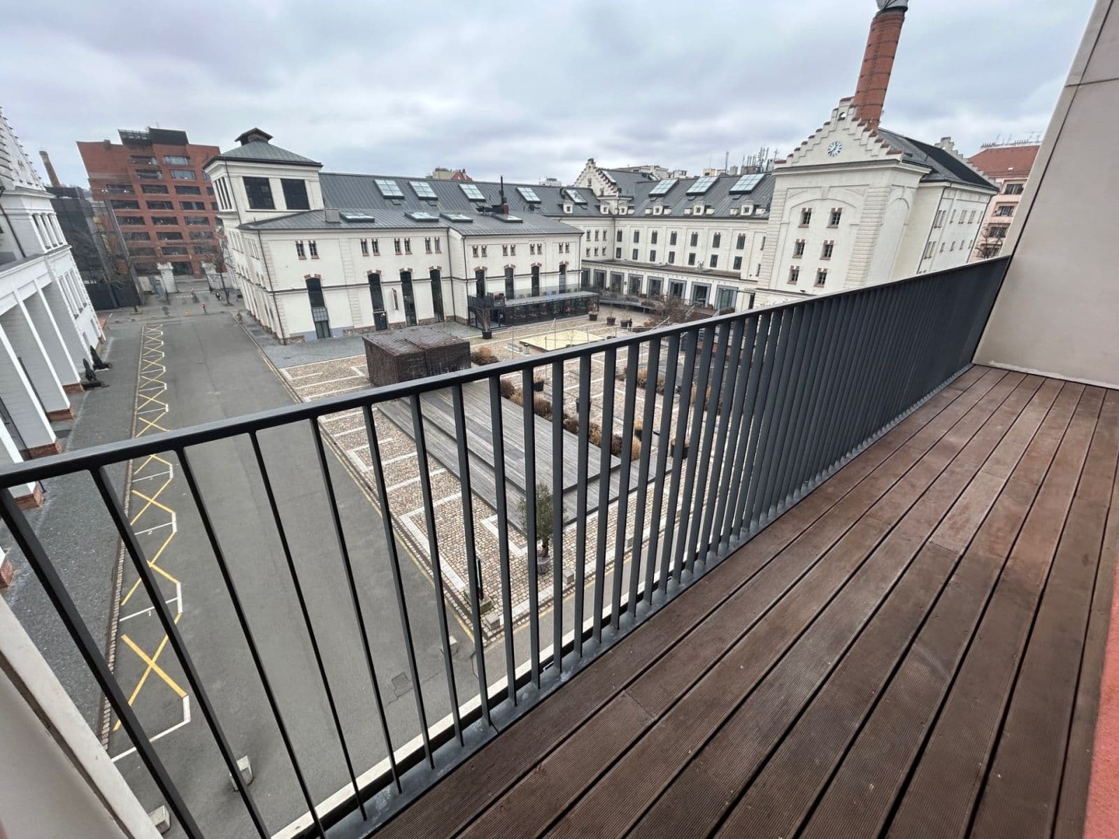 Prenájom bytu 2-izbový 69 m², U Uranie, Praha, Praha Prenájom bytu 2-izbový 69 m², U Uranie, Praha, Praha