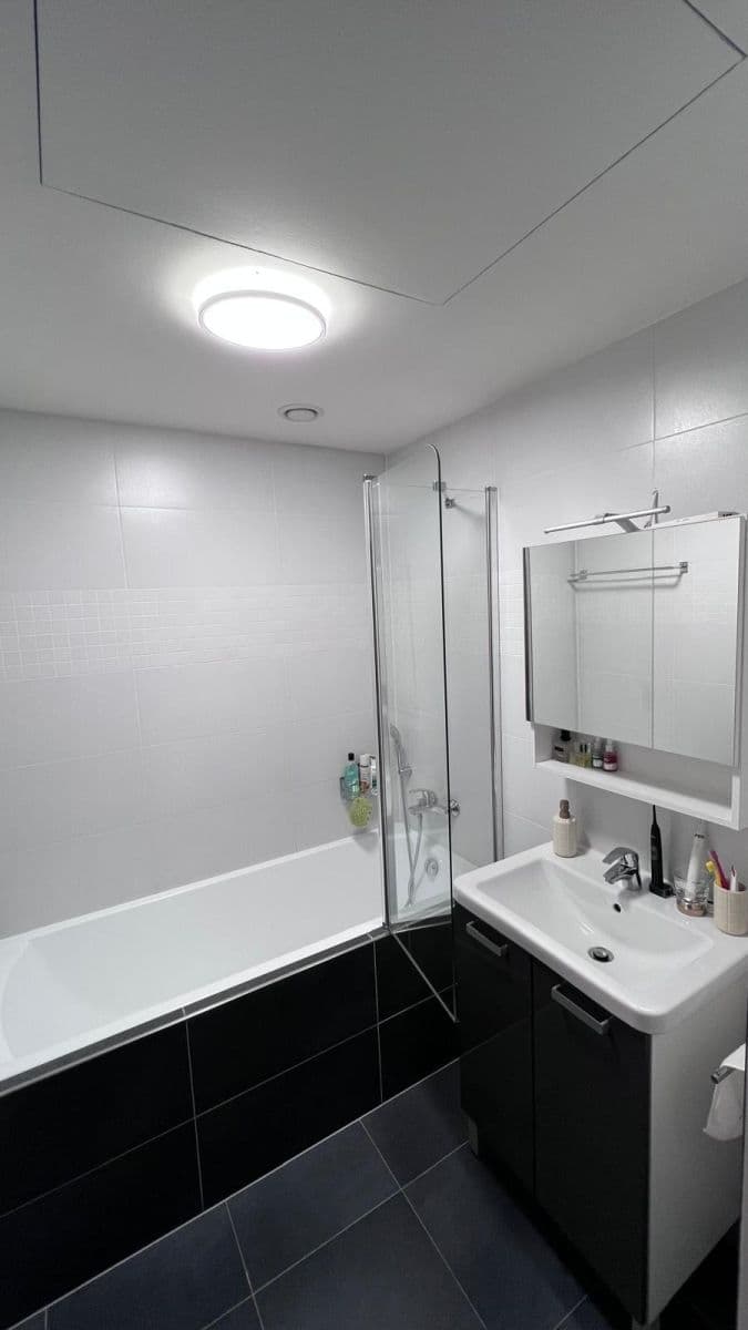 Prenájom bytu 2-izbový 50 m², Slévačská, Praha, Praha Prenájom bytu 2-izbový 50 m², Slévačská, Praha, Praha