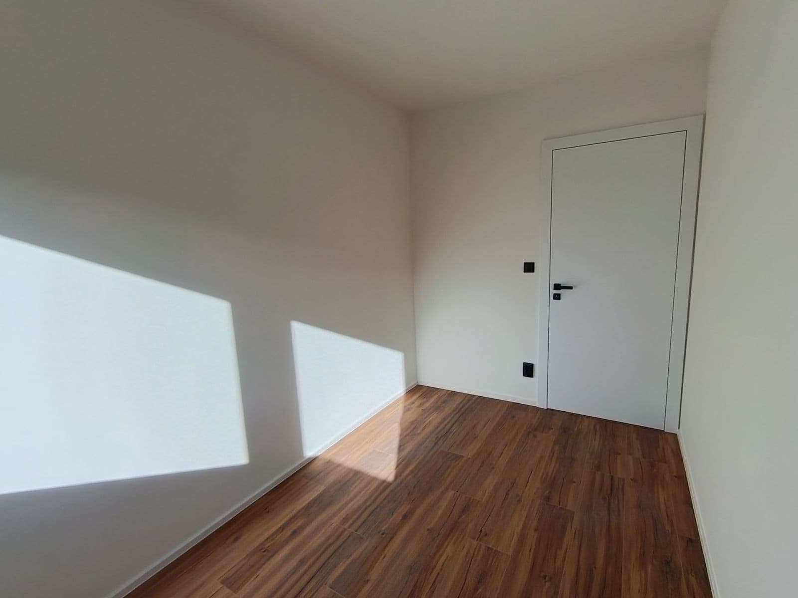 Prenájom bytu 2-izbový 50 m², Podedvorská, Praha, Praha Prenájom bytu 2-izbový 50 m², Podedvorská, Praha, Praha