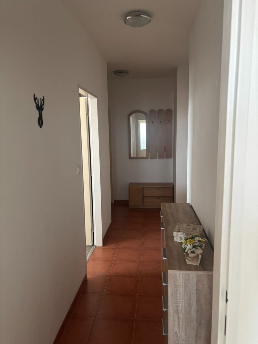 Prenájom bytu 2-izbový 52 m², Terezínská, Praha, Praha Prenájom bytu 2-izbový 52 m², Terezínská, Praha, Praha