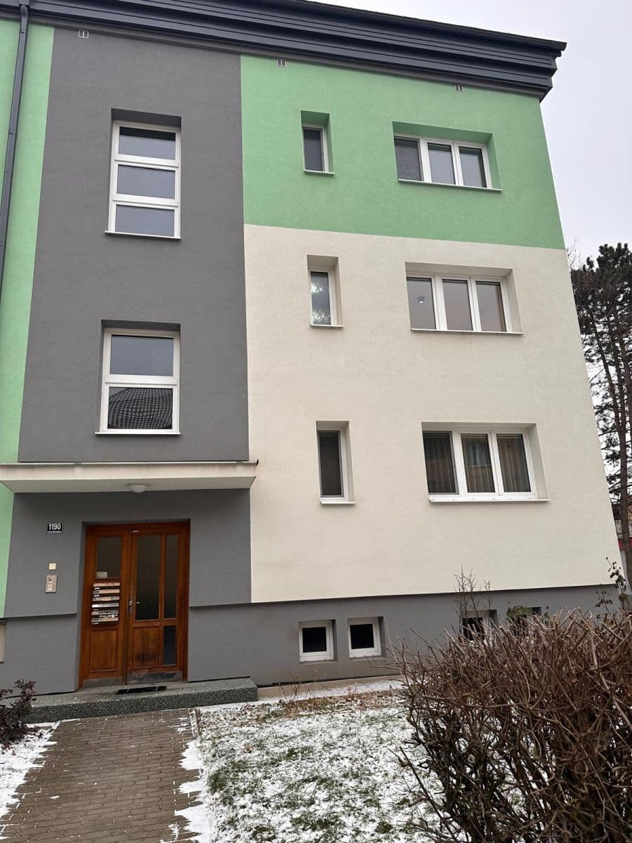 Predaj bytu 2-izbový 51 m², Bezručova, Otrokovice, Zlínský kraj Predaj bytu 2-izbový 51 m², Bezručova, Otrokovice, Zlínský kraj