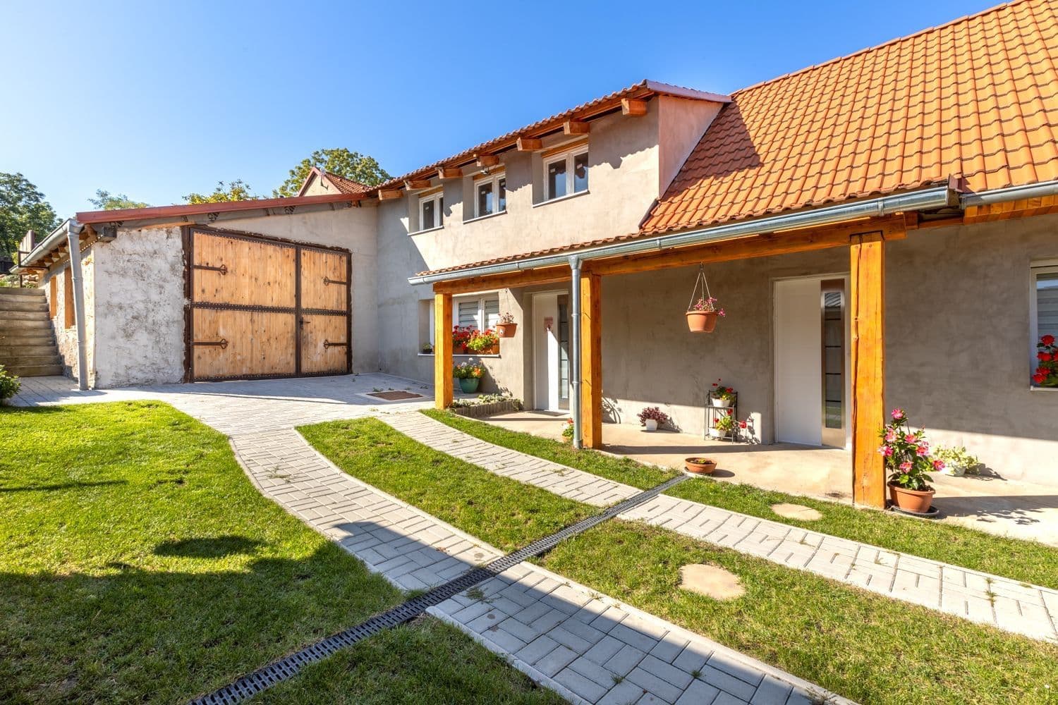 Predaj domu 220 m², pozemek 1.370 m², Louny, Ústecký kraj Predaj domu 220 m², pozemek 1.370 m², Louny, Ústecký kraj