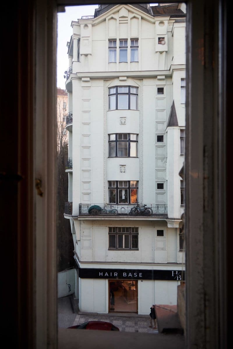 Prenájom bytu 1-izbový 44 m², Husitská, Praha, Praha Prenájom bytu 1-izbový 44 m², Husitská, Praha, Praha