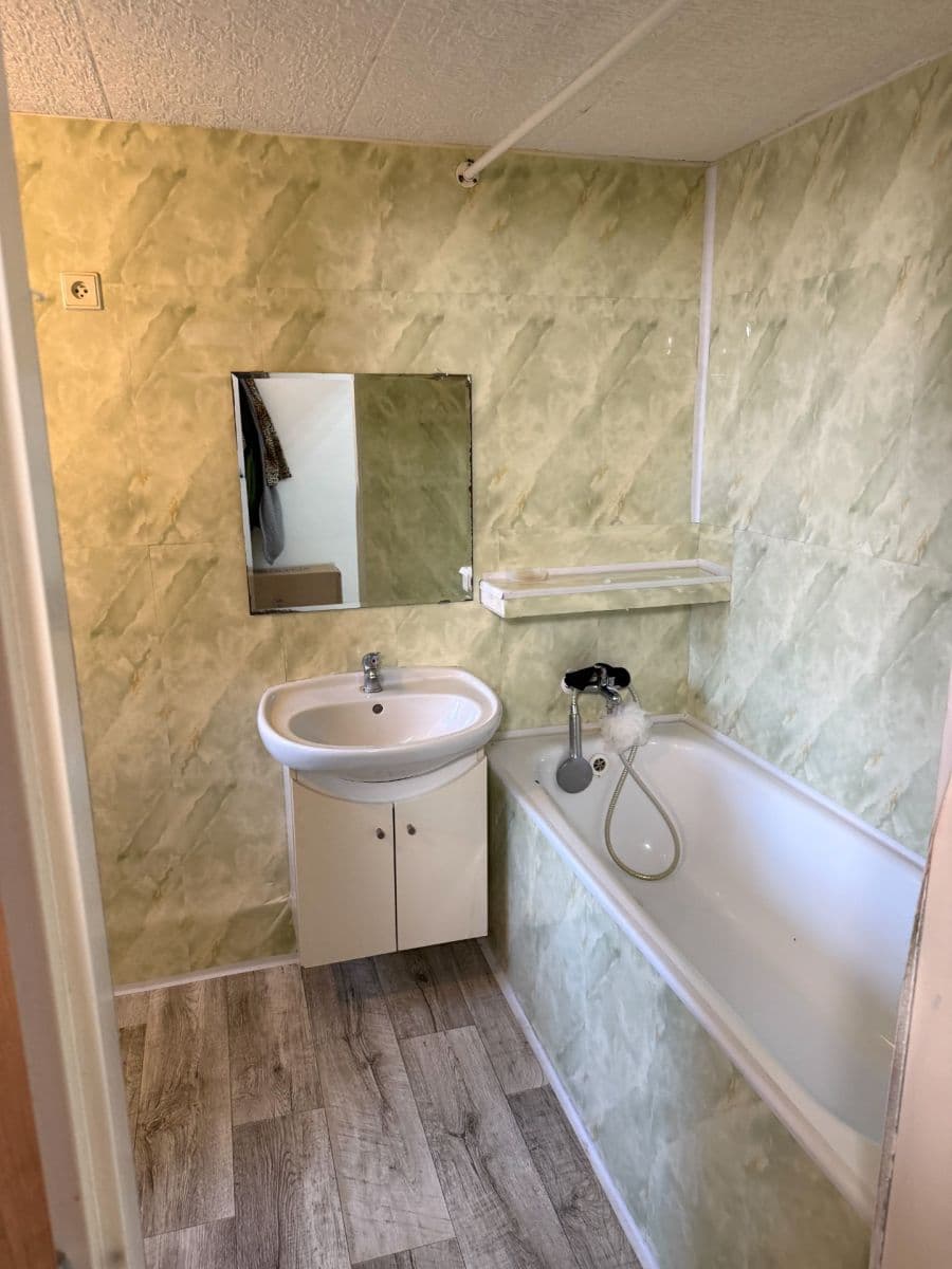 Prenájom bytu 1-izbový 44 m², Husitská, Praha, Praha Prenájom bytu 1-izbový 44 m², Husitská, Praha, Praha