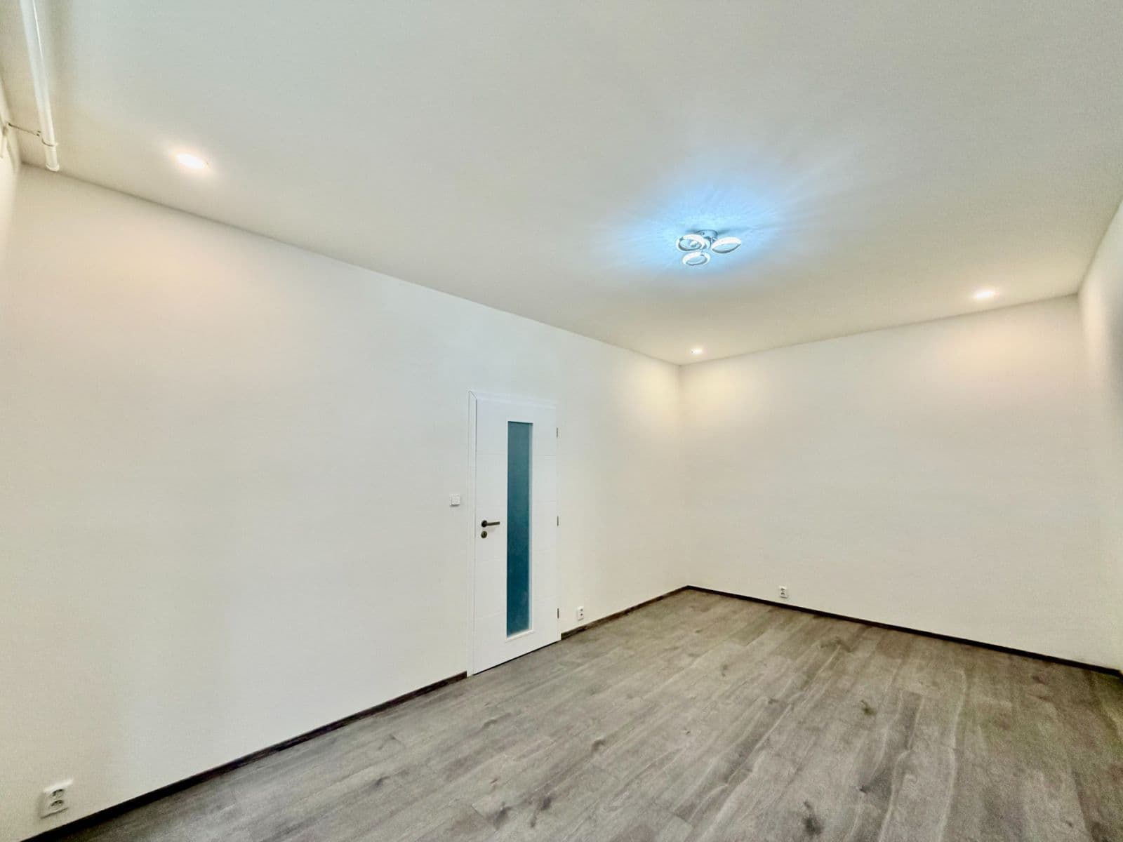 Predaj bytu 2-izbový 50 m², U Vysočanského pivovaru, Praha, Praha Predaj bytu 2-izbový 50 m², U Vysočanského pivovaru, Praha, Praha