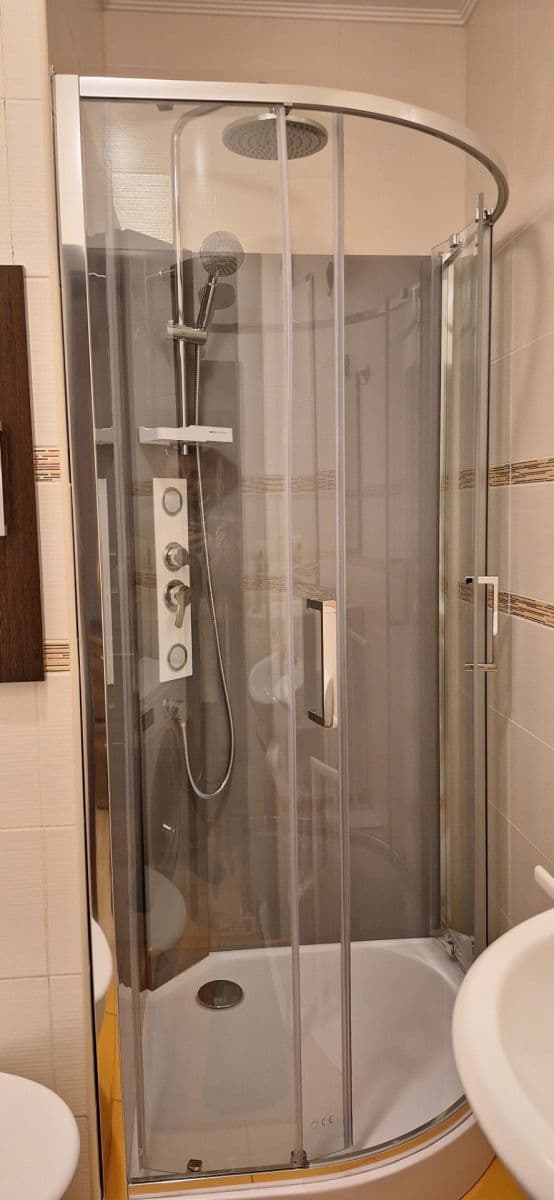 Prenájom bytu 2-izbový 42 m², Rosná, Košice - mestská časť Juh, Košický kraj Prenájom bytu 2-izbový 42 m², Rosná, Košice - mestská časť Juh, Košický kraj