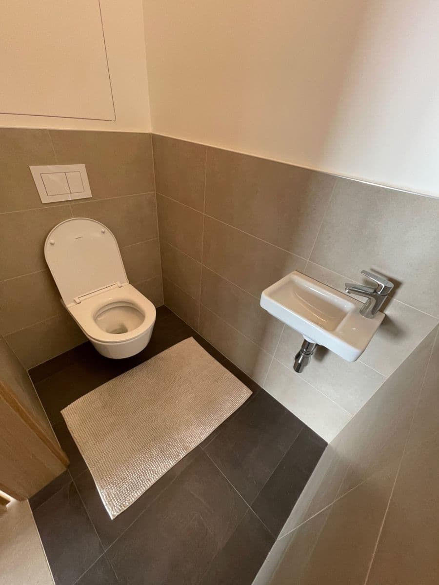 Predaj bytu 2-izbový 56 m², náměstí Biskupa Bruna, Ostrava, Moravskoslezský kraj Predaj bytu 2-izbový 56 m², náměstí Biskupa Bruna, Ostrava, Moravskoslezský kraj