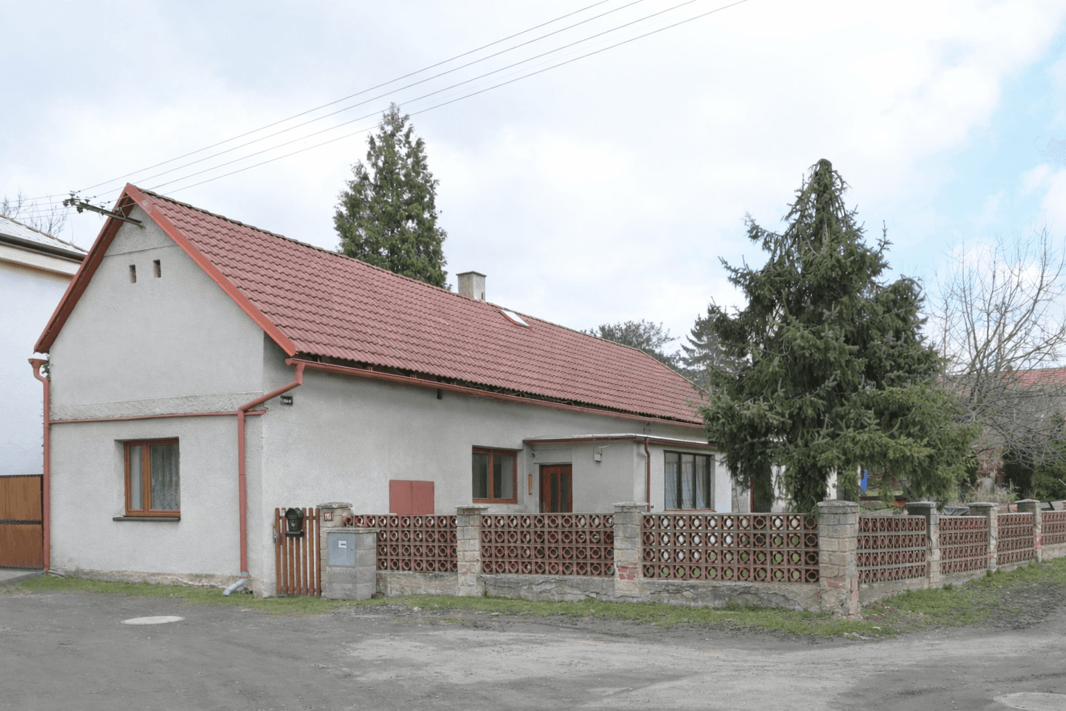 Predaj domu 90 m², pozemek 552 m², Pod Chaloupky, Zásmuky, Středočeský kraj Predaj domu 90 m², pozemek 552 m², Pod Chaloupky, Zásmuky, Středočeský kraj