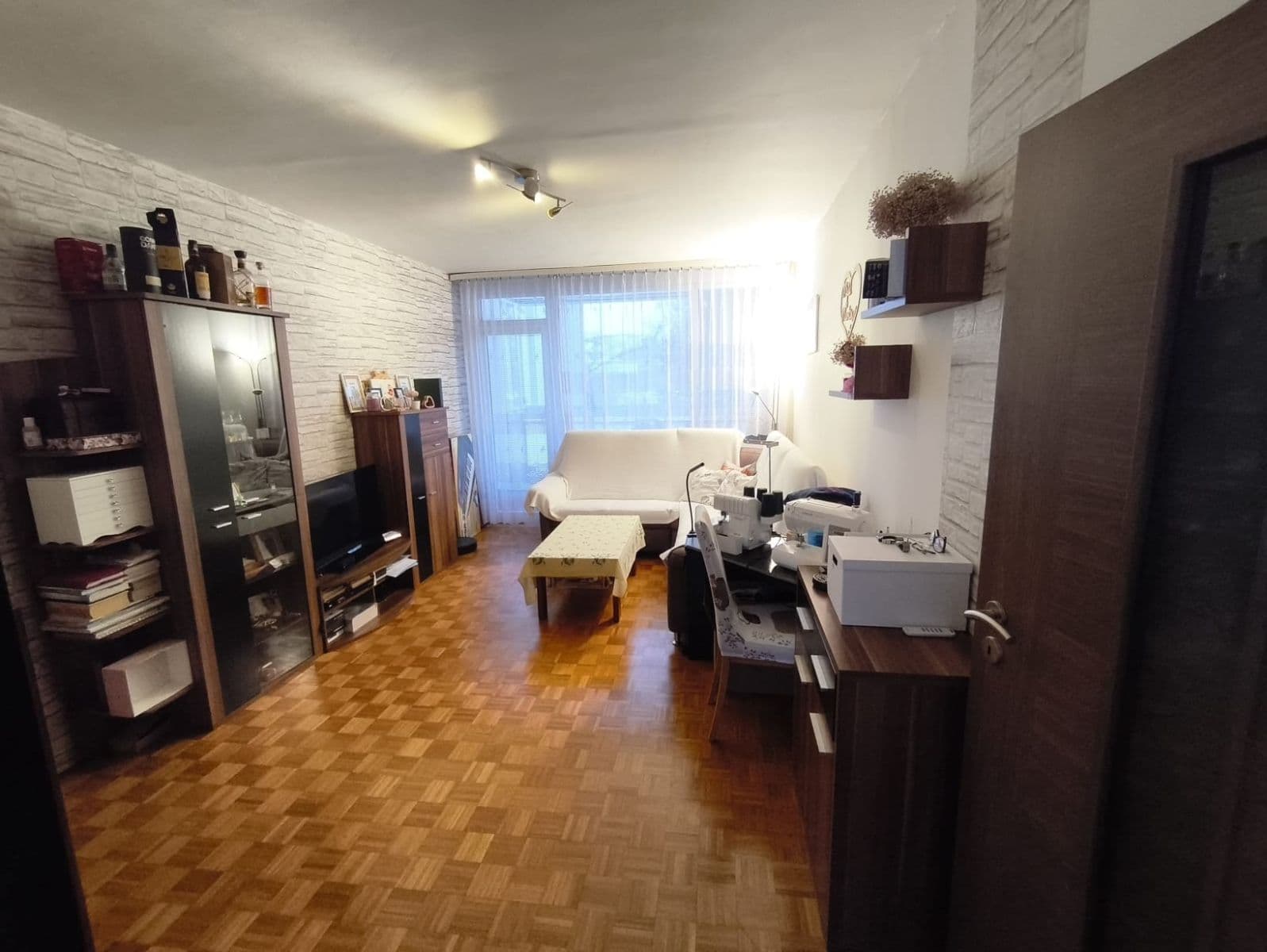 Predaj bytu 4-izbový 77 m², Kubelíkova, Liberec, Liberecký kraj Predaj bytu 4-izbový 77 m², Kubelíkova, Liberec, Liberecký kraj