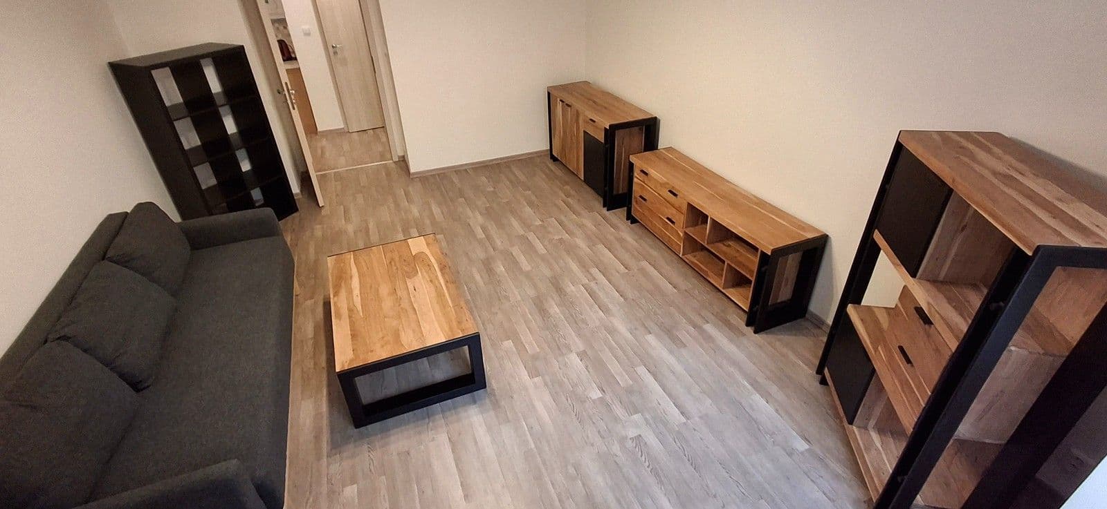 Prenájom bytu 2-izbový 71 m², Tusarova, Praha, Praha Prenájom bytu 2-izbový 71 m², Tusarova, Praha, Praha