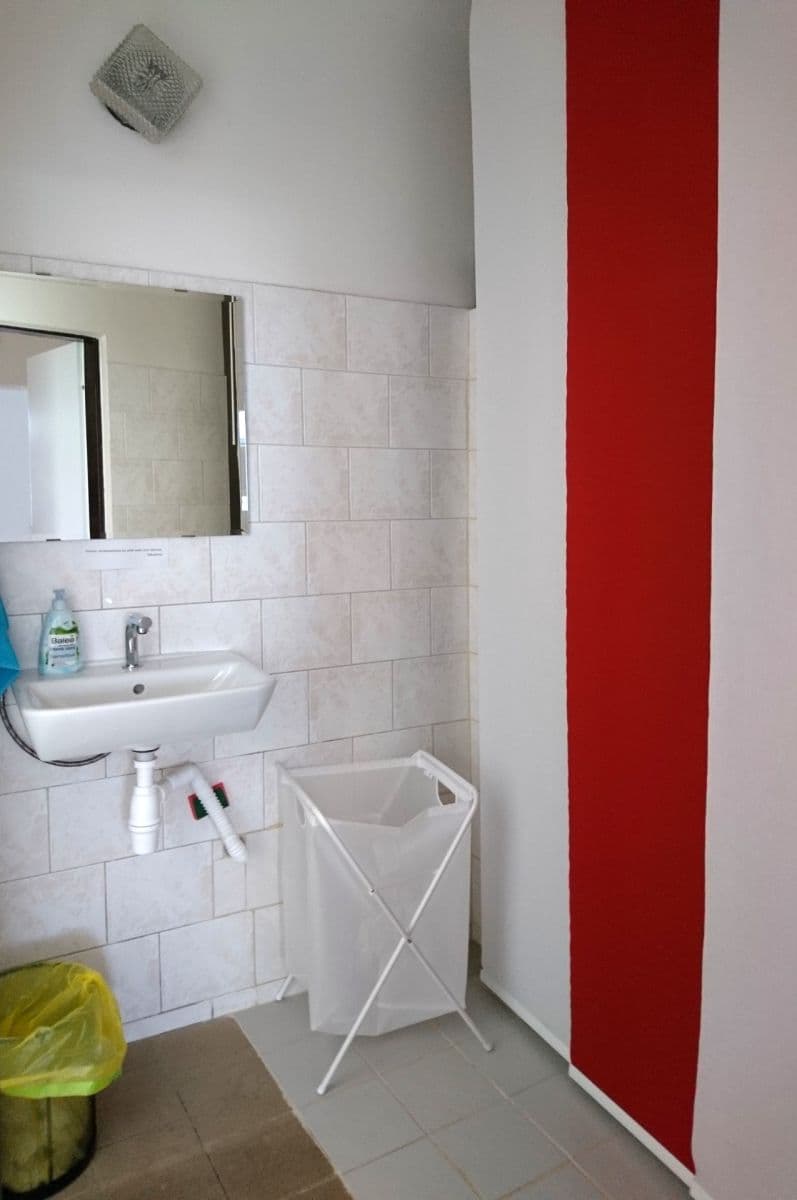 Prenájom nebytového priestoru 57 m², Čapkova, Praha, Praha Prenájom nebytového priestoru 57 m², Čapkova, Praha, Praha