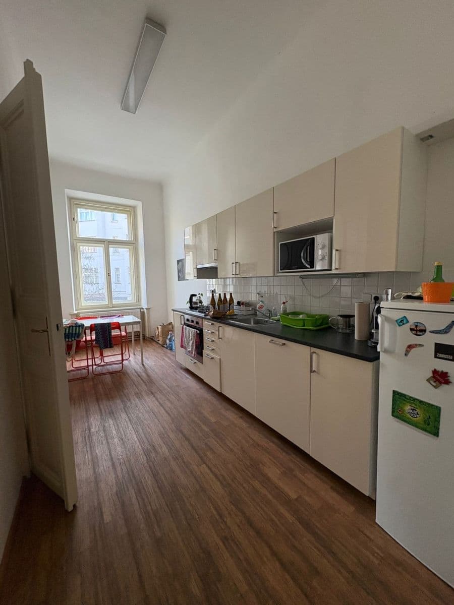 Prenájom kancelárie 20 m², Pštrossova, Praha, Praha Prenájom kancelárie 20 m², Pštrossova, Praha, Praha