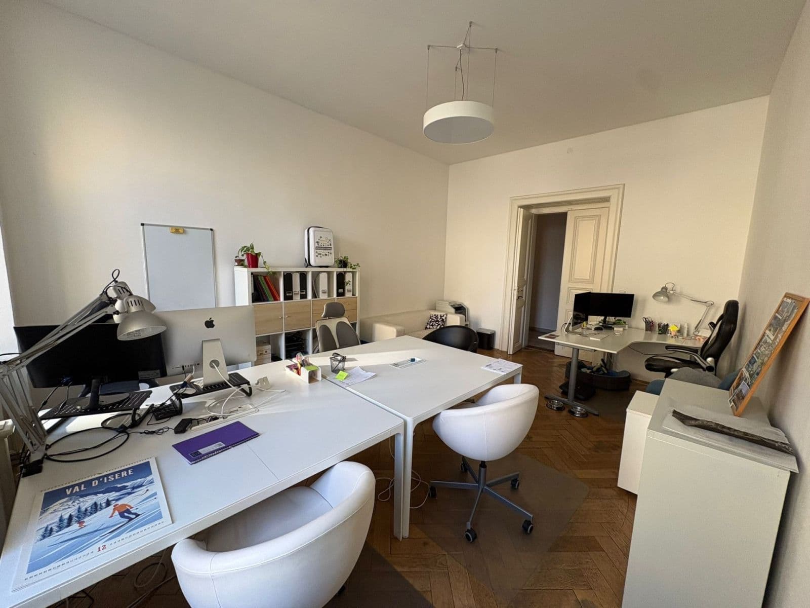 Prenájom kancelárie 20 m², Pštrossova, Praha, Praha Prenájom kancelárie 20 m², Pštrossova, Praha, Praha