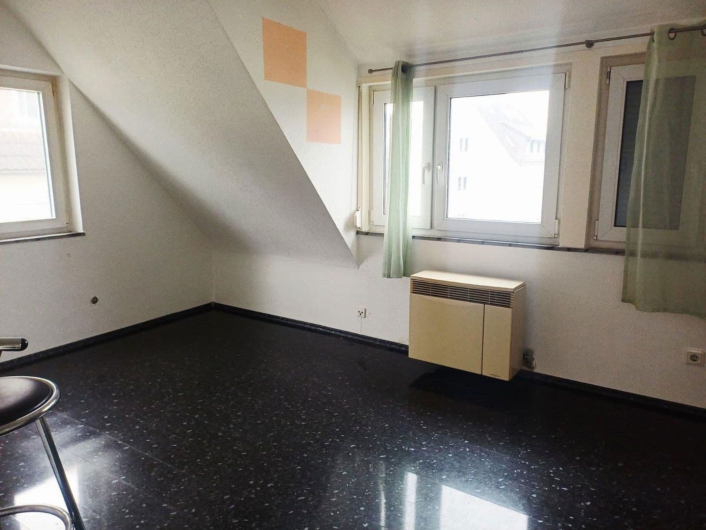 Predaj domu 177 m², pozemek 442 m², Stuttgart, Bádensko-Wurttembersko Predaj domu 177 m², pozemek 442 m², Stuttgart, Bádensko-Wurttembersko