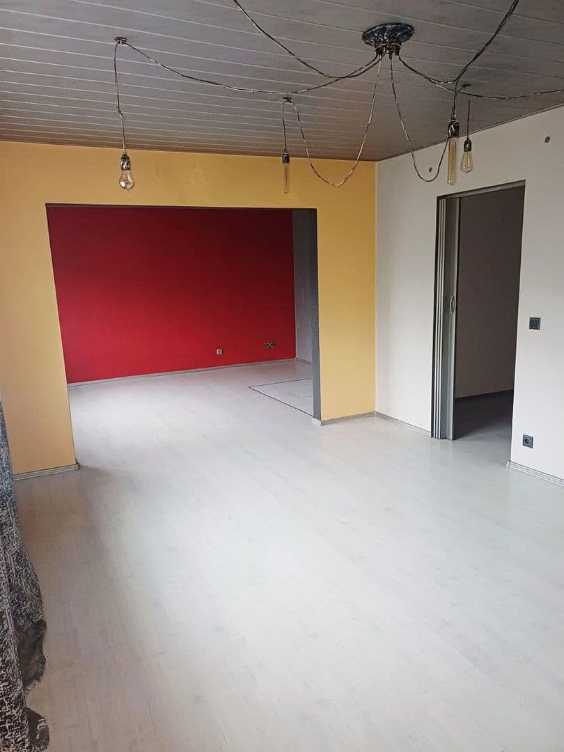 Predaj domu 177 m², pozemek 442 m², Stuttgart, Bádensko-Wurttembersko Predaj domu 177 m², pozemek 442 m², Stuttgart, Bádensko-Wurttembersko