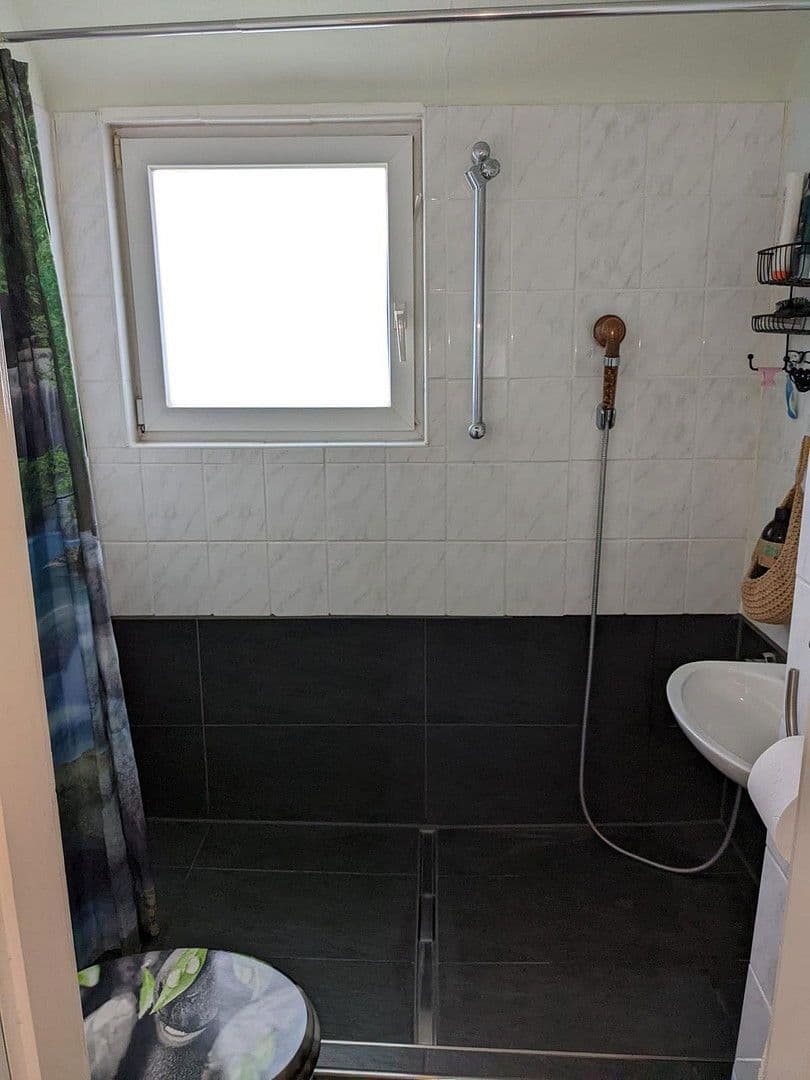 Predaj domu 177 m², pozemek 442 m², Stuttgart, Bádensko-Wurttembersko Predaj domu 177 m², pozemek 442 m², Stuttgart, Bádensko-Wurttembersko