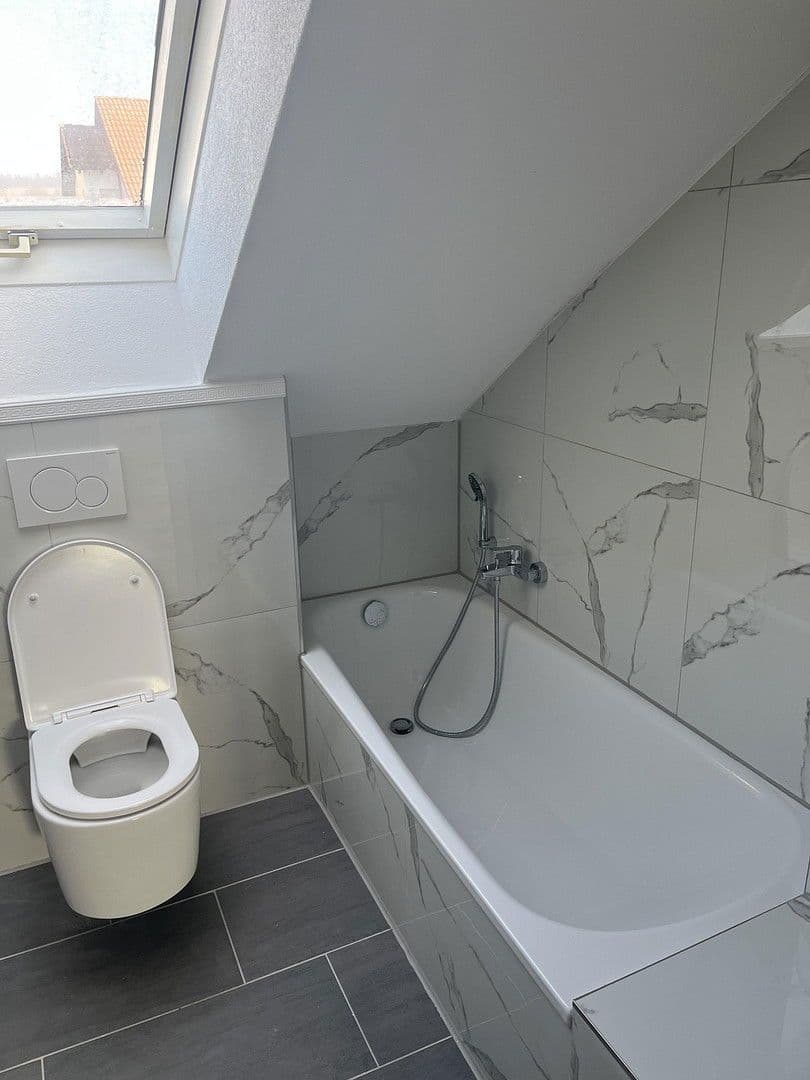 Predaj bytu 2-izbový 46 m², Kleiststraße 11, Oberstenfeld, Bádensko-Wurttembersko Predaj bytu 2-izbový 46 m², Kleiststraße 11, Oberstenfeld, Bádensko-Wurttembersko