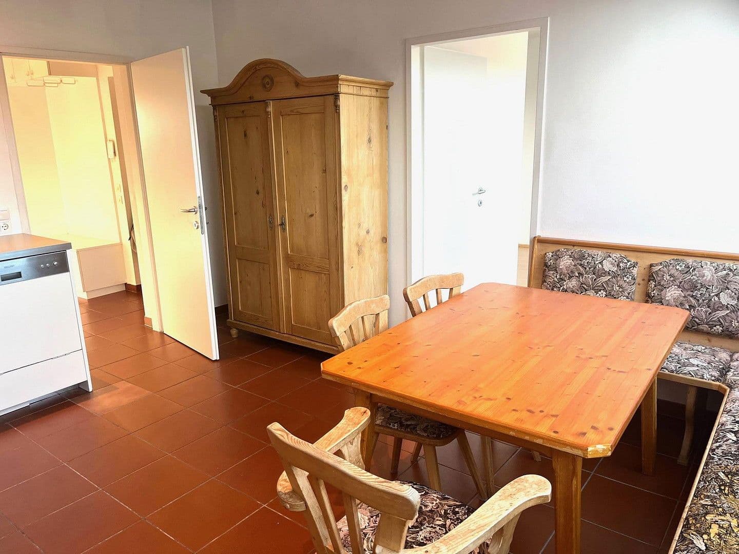 Predaj bytu 2-izbový 68 m², Wien, Viedeň Predaj bytu 2-izbový 68 m², Wien, Viedeň