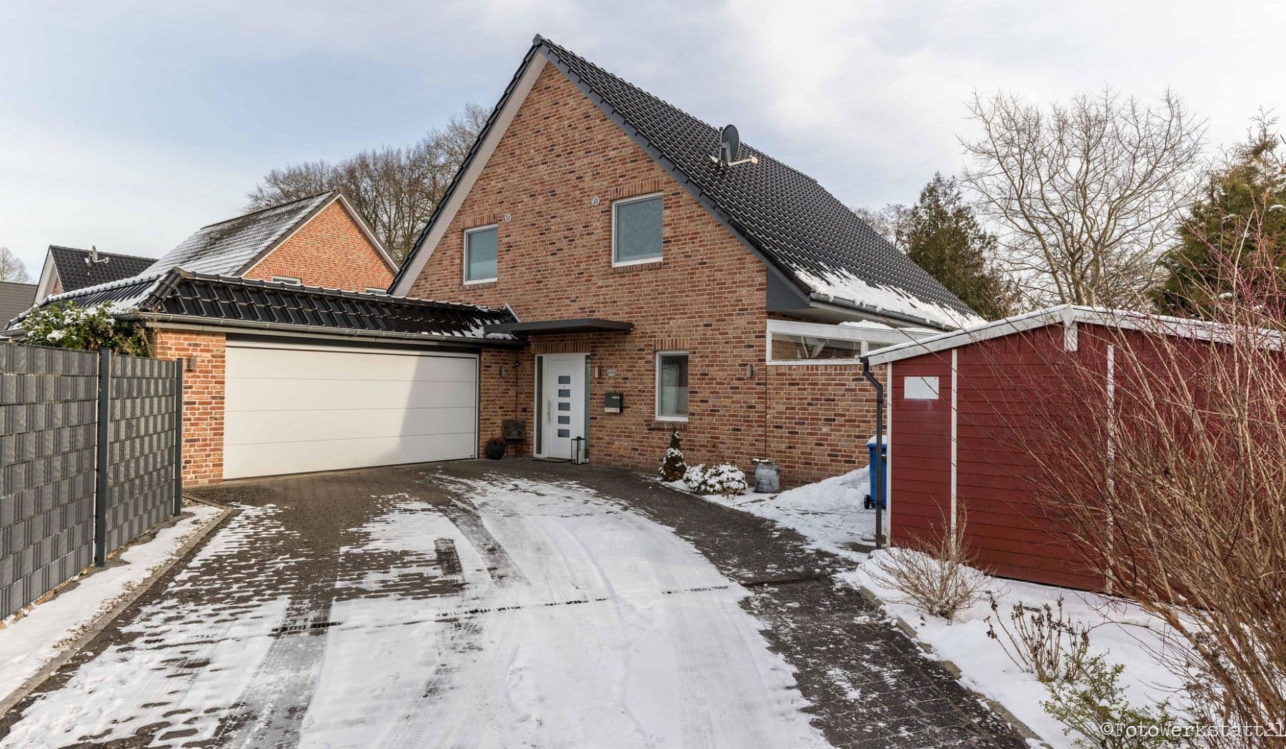 Predaj domu 180 m², pozemek 623 m², Hemdingen, Šlezvicko-Holštajnsko Predaj domu 180 m², pozemek 623 m², Hemdingen, Šlezvicko-Holštajnsko