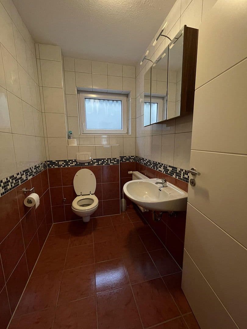 Prenájom bytu 4-izbový 120 m², Laufach, Bavorsko Prenájom bytu 4-izbový 120 m², Laufach, Bavorsko